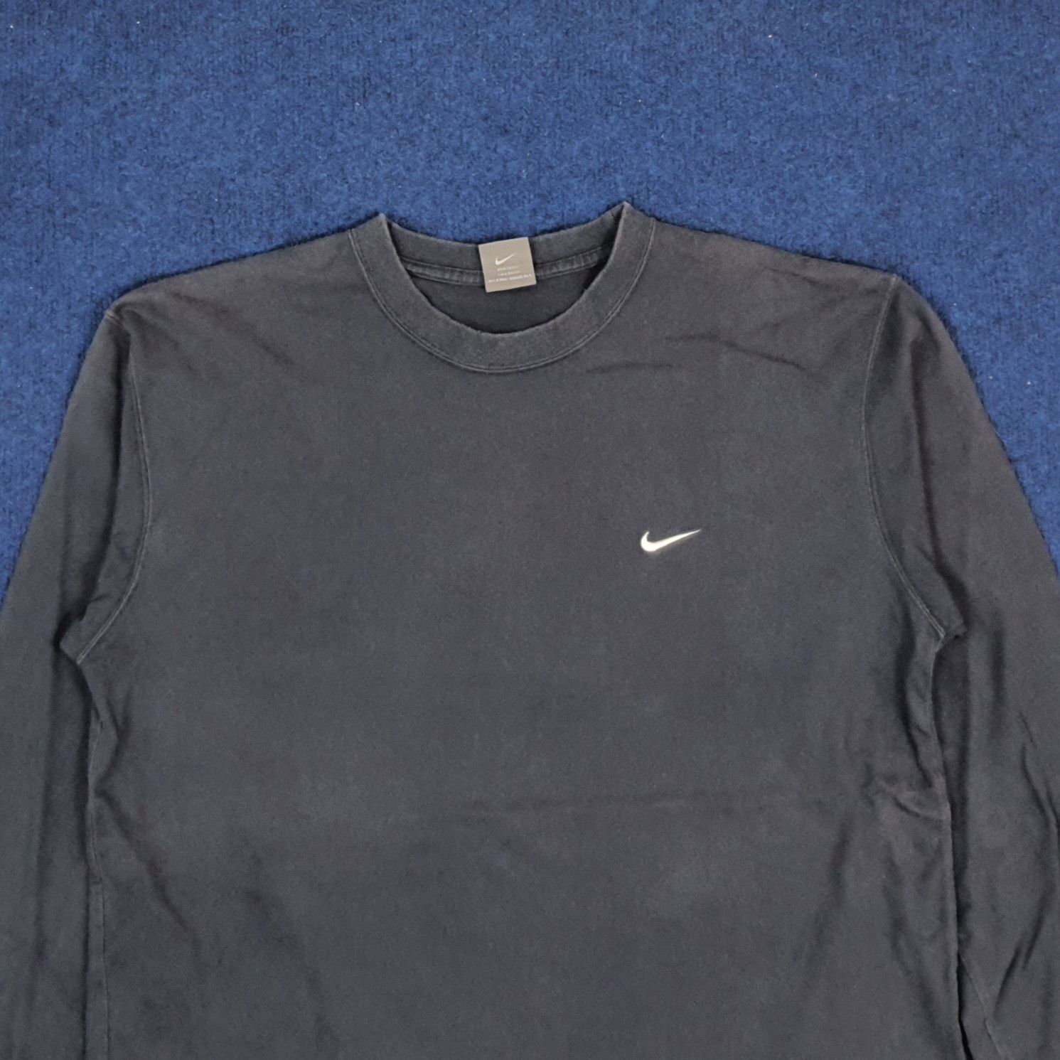 Nike × Vintage Vintage Nike Long Sleeve Embroidery Small Swoosh Tshirt Size US M / EU 48-50 / 2 - 2 Thumbnail