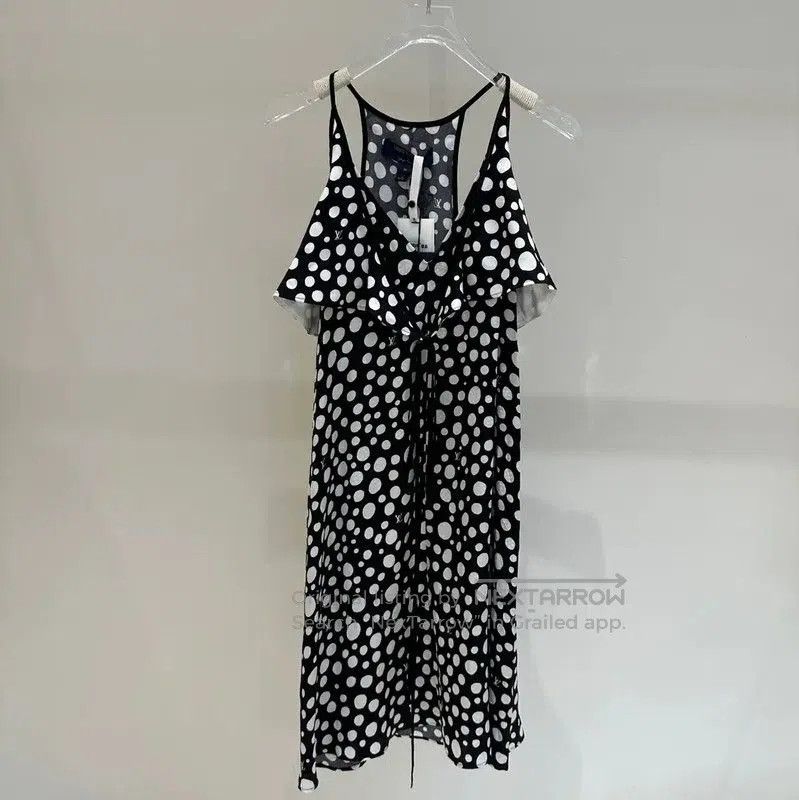 Louis Vuitton Louis Vuitton Black Polka Dot Silk Dress . Size S / US 4 / IT 40 - 1 Thumbnail