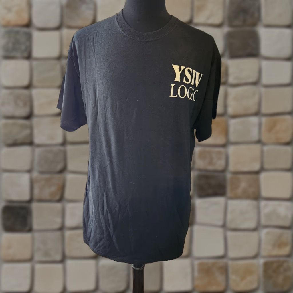 Gildan Logic YSIV Young Sinatra IV Black Short Sleeve T Shirt XL Men Crew Neck Graphic Print Shirt Size US XL / EU 56 / 4 - 1 Thumbnail
