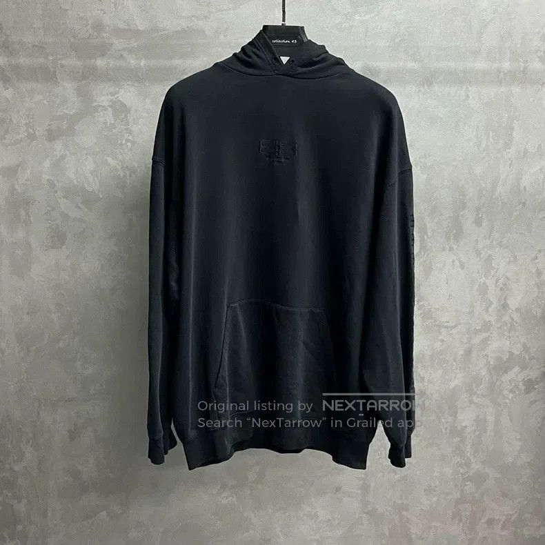 Balenciaga Balenciaga Black Logo Embroidered Hoodie. Size US L / EU 52-54 / 3 - 1 Thumbnail