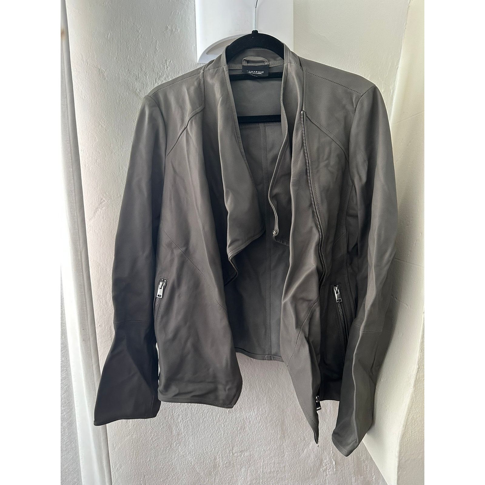LAMARQUE Lamarque Leather Asymmetrical Zip Biker Moto Jacket M Size M / US 6-8 / IT 42-44 - 1 Thumbnail
