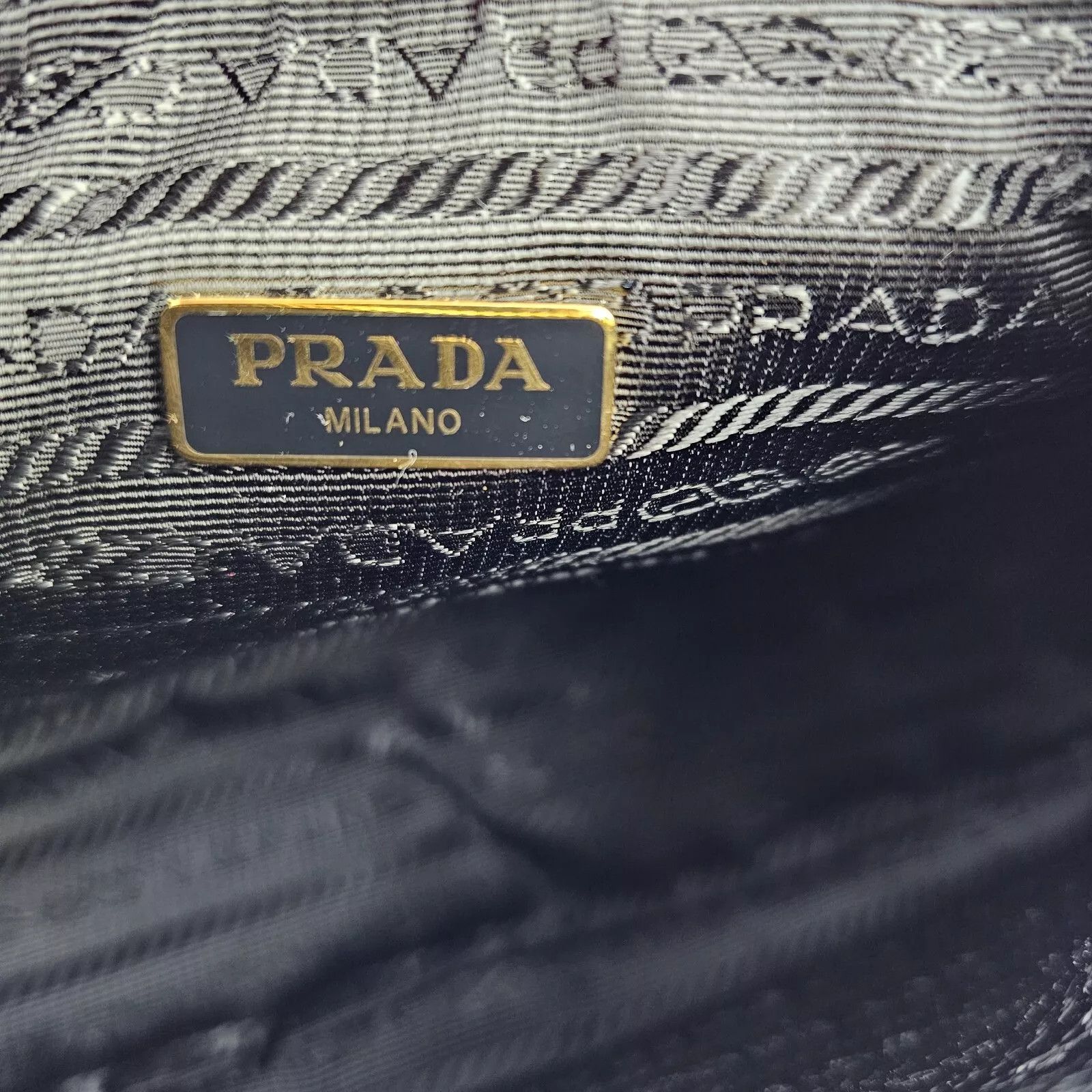 Prada PRADA Re-Edition 2005 Black Saffiano Shoulder Bag New Size ONE SIZE - 9 Thumbnail