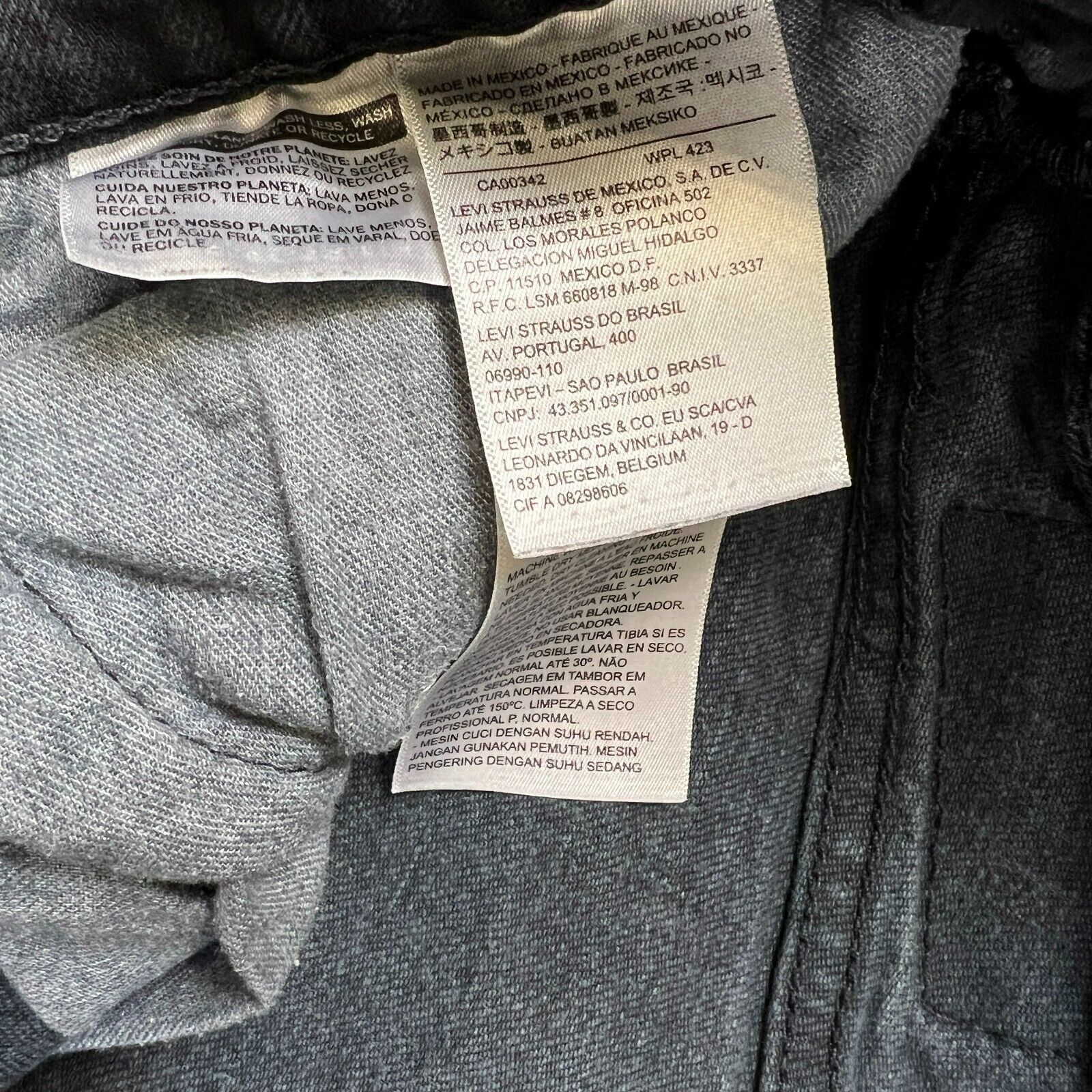 Levi's × Vintage Levi's Jeans 36x32 Black Straight Leg American Denim Pants Size US 36 / EU 52 - 8 Thumbnail