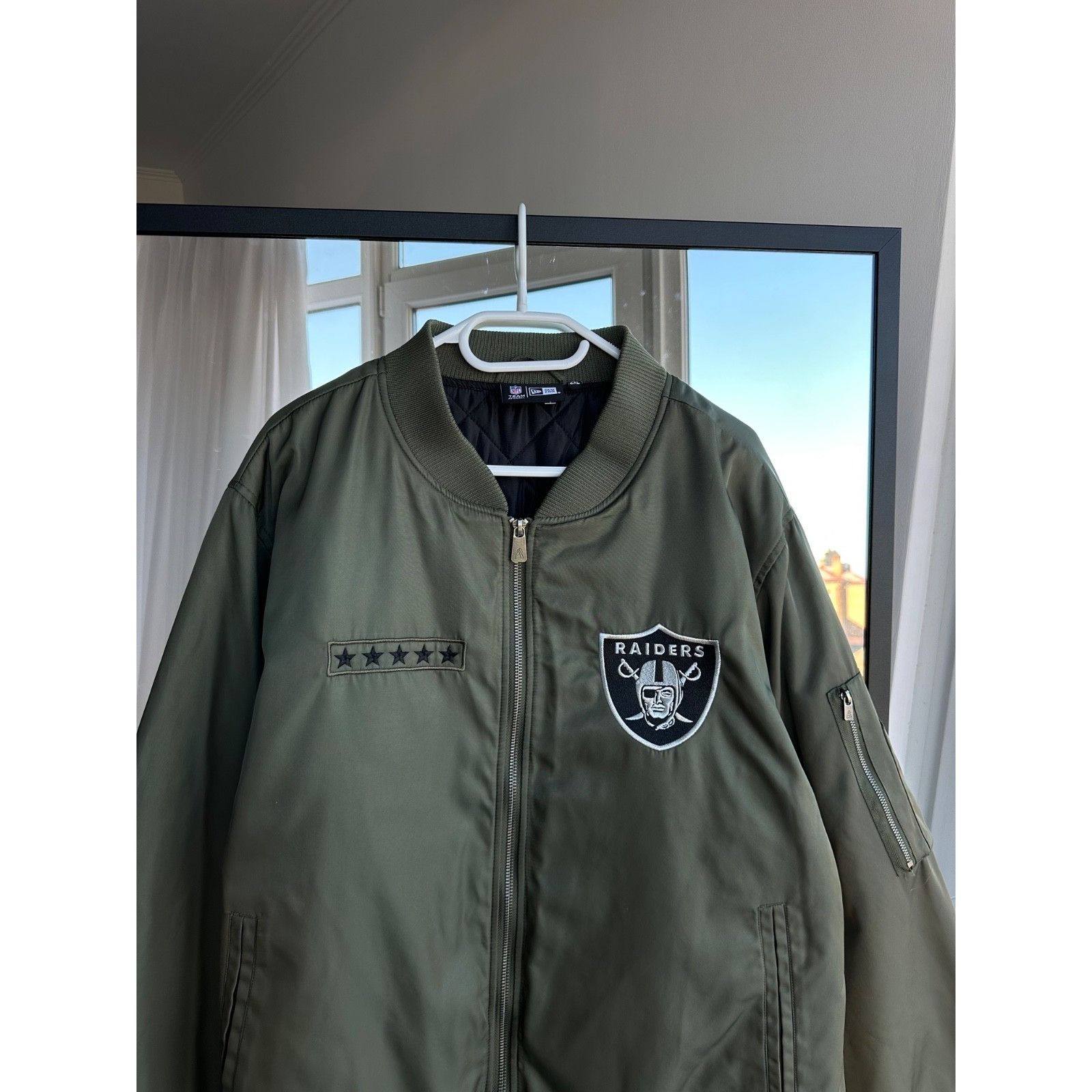 New Era New Era NFL Raiders Bomber Jacket Mens Olive Green Size US XL / EU 56 / 4 - 3 Thumbnail