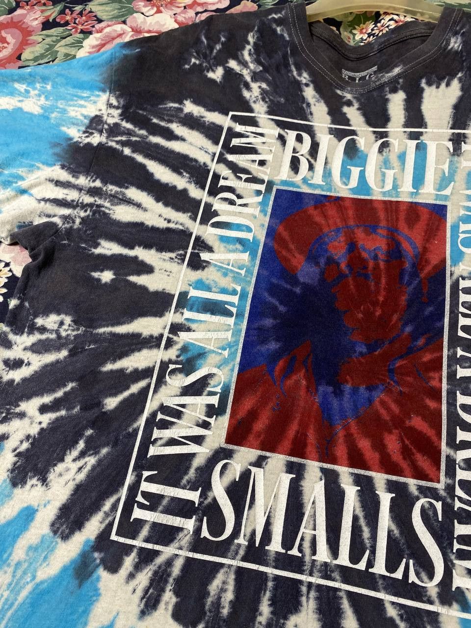 Rap Tees × Vintage Streetwear Graphic Print Designer T Shirt Size US M / EU 48-50 / 2 - 12 Thumbnail