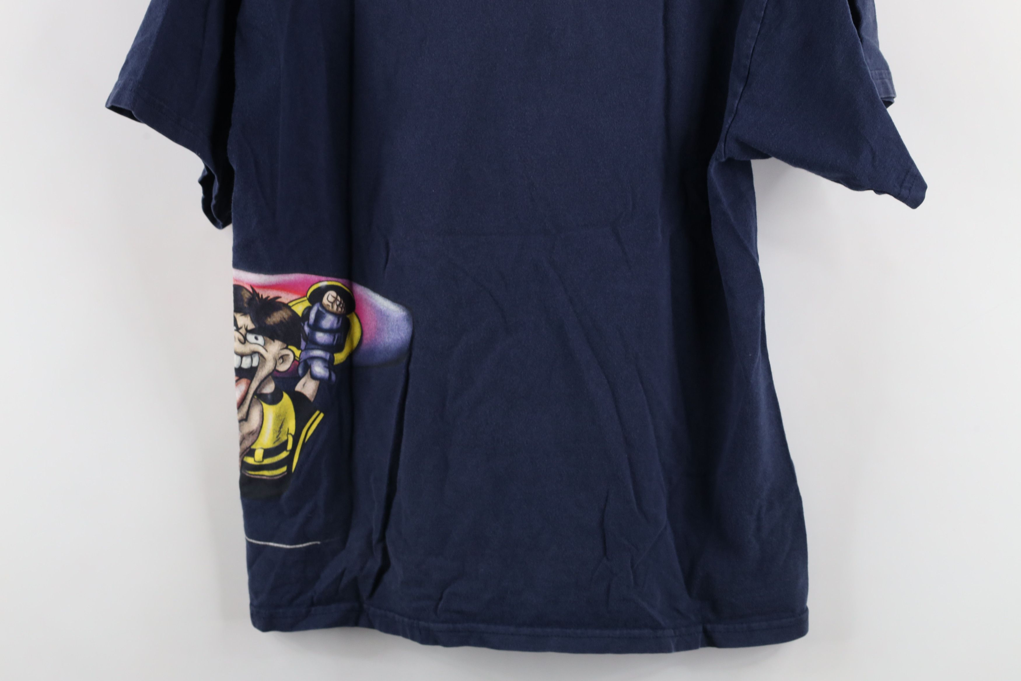 Vintage Vintage 90s Streetwear Skateboard Wakeboarding T-Shirt Size US S / EU 44-46 / 1 - 13 Thumbnail