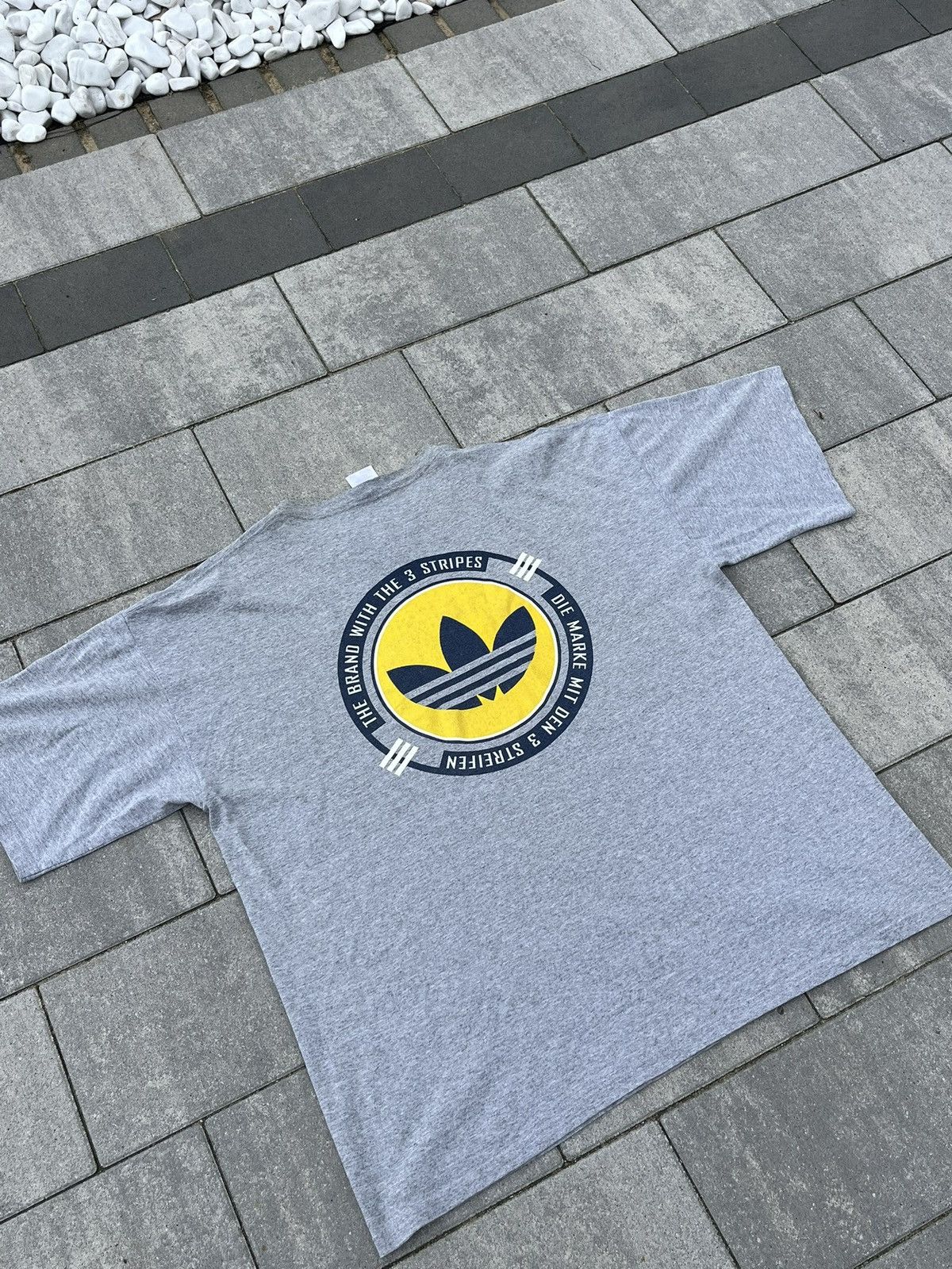 Adidas Vintage Adidas Tee 90’s Grey Size US XXL / EU 58 / 5 - 6 Thumbnail