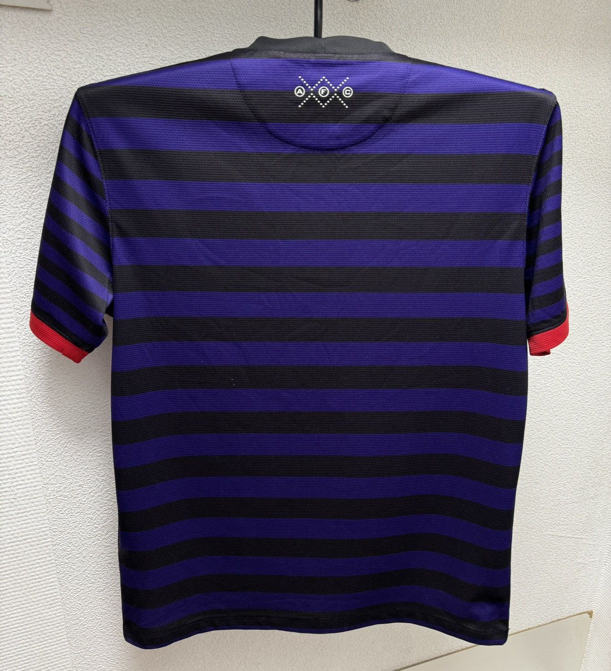 Nike Arsenal Nike Fly Emirates soccer jersey M sz Size US M / EU 48-50 / 2 - 2 Thumbnail