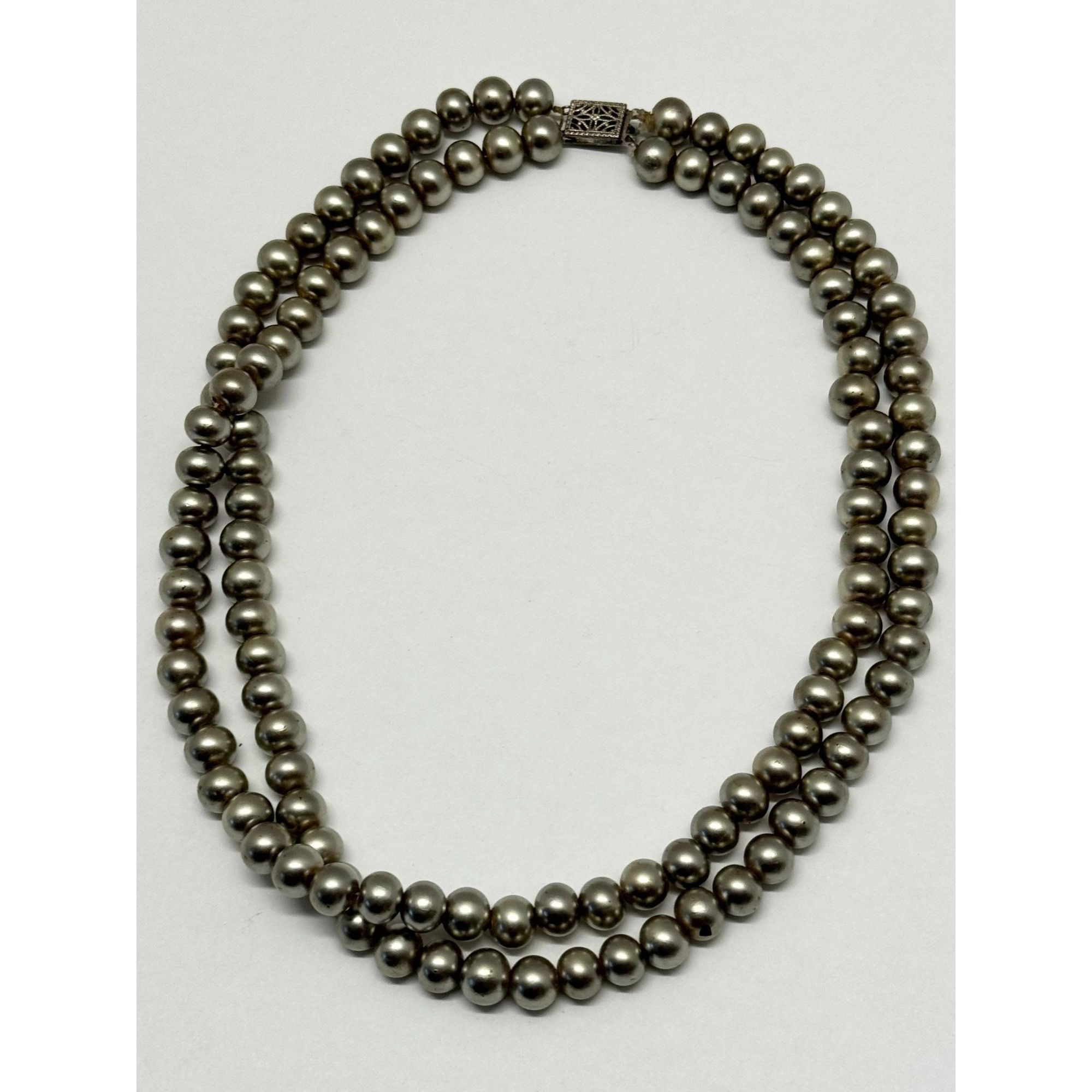 Vintage Vintage double strand pearl necklace with sterling clasp Size ONE SIZE - 2 Thumbnail
