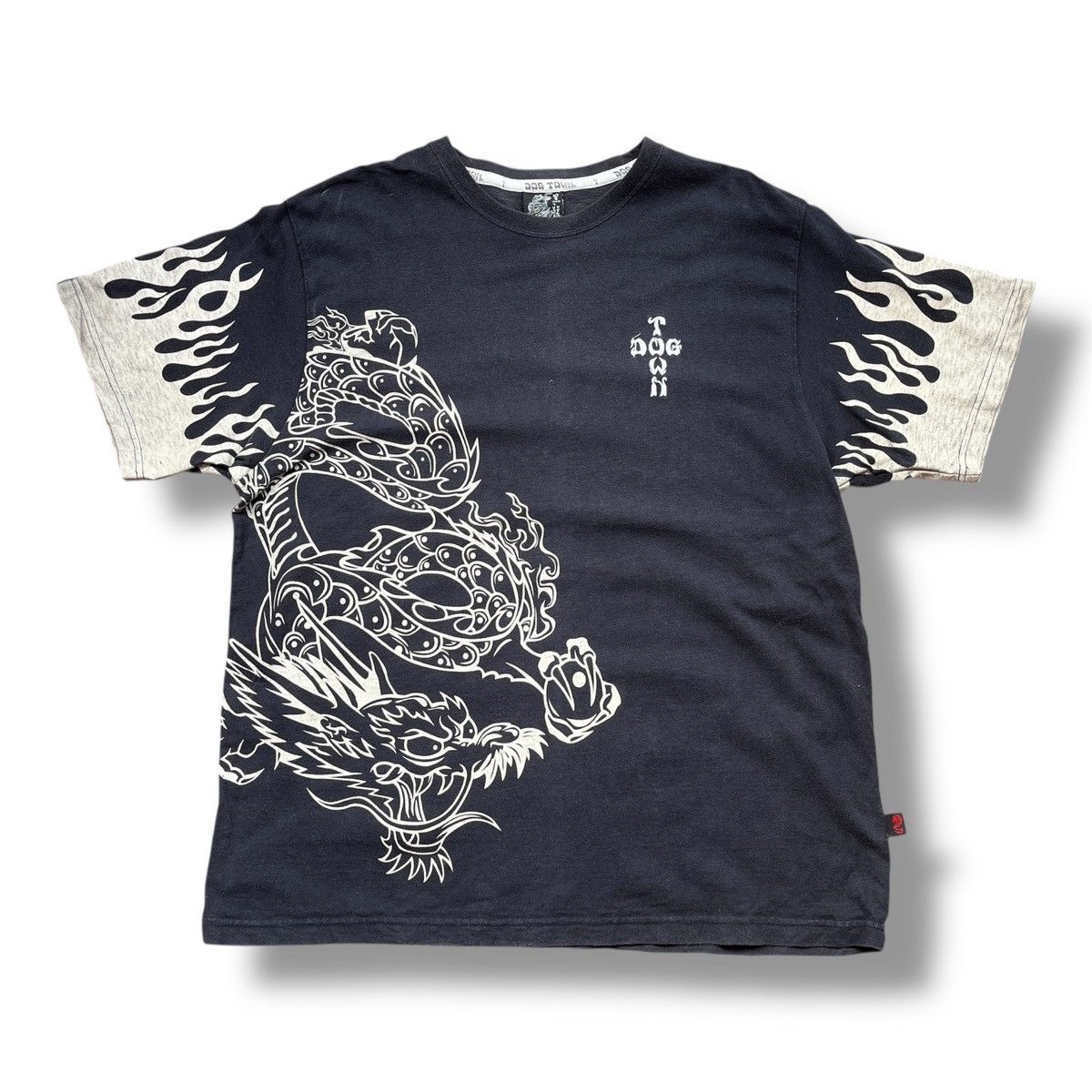 Dogtown VINTAGE DOGTOWN BLACK DRAGON FIRE FLAMES TSHIRT Size US L / EU 52-54 / 3 - 4 Thumbnail