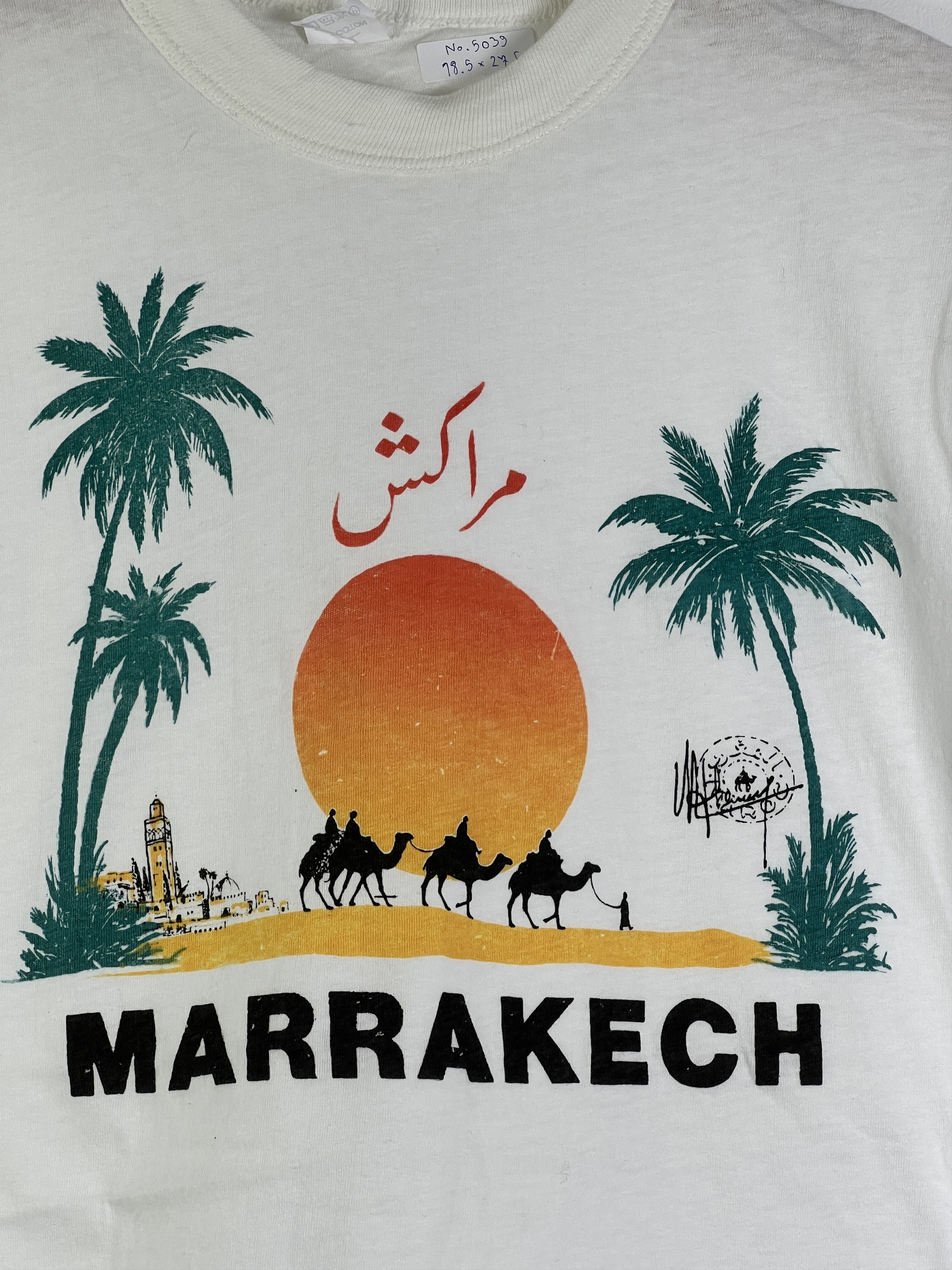 Vintage No.5039 VTG 90s Marrakech Morocco Souvenir Graphic Tee (XL) Size US XL / EU 56 / 4 - 2 Thumbnail