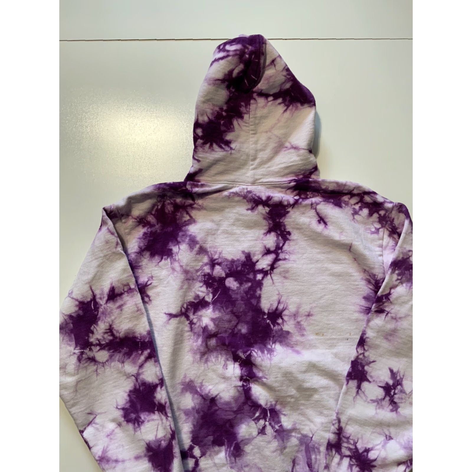 Vintage VINTAGE Everybody .World Levitt Pavilion Los Angeles Purple Tie Dye Heavyweight Hoodie L Mens Size US L / EU 52-54 / 3 - 4 Thumbnail