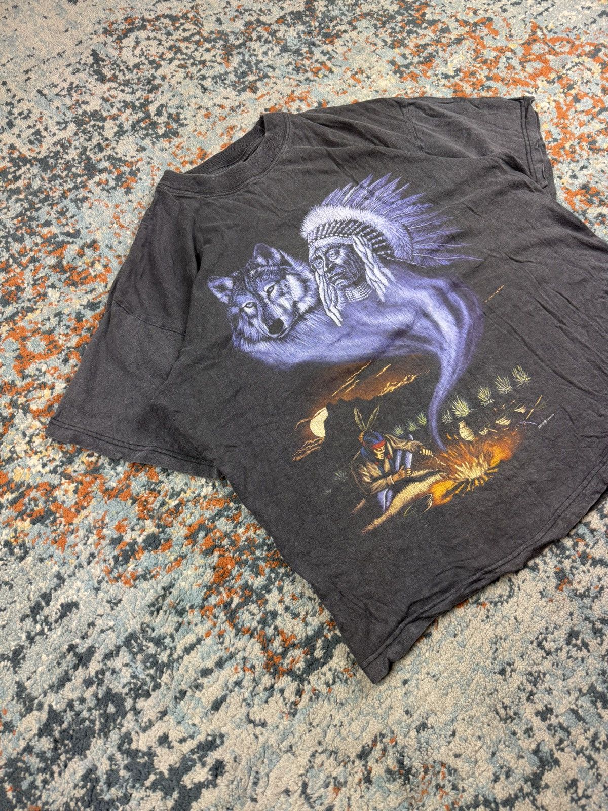 Vintage Vintage 90s native american indian graphic tee faded washed Size US L / EU 52-54 / 3 - 2 Thumbnail