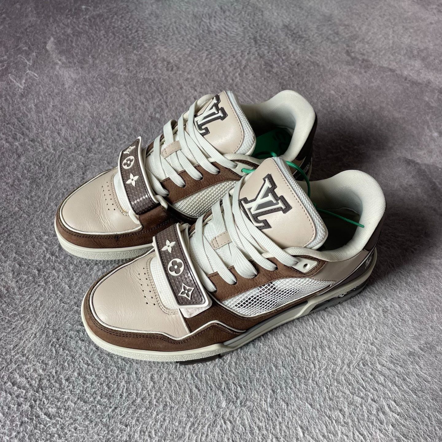 Louis Vuitton Louis Vuitton Training Lowtop Sneakers 38 Women Size US 7.5 / IT 37.5 - 1 Thumbnail