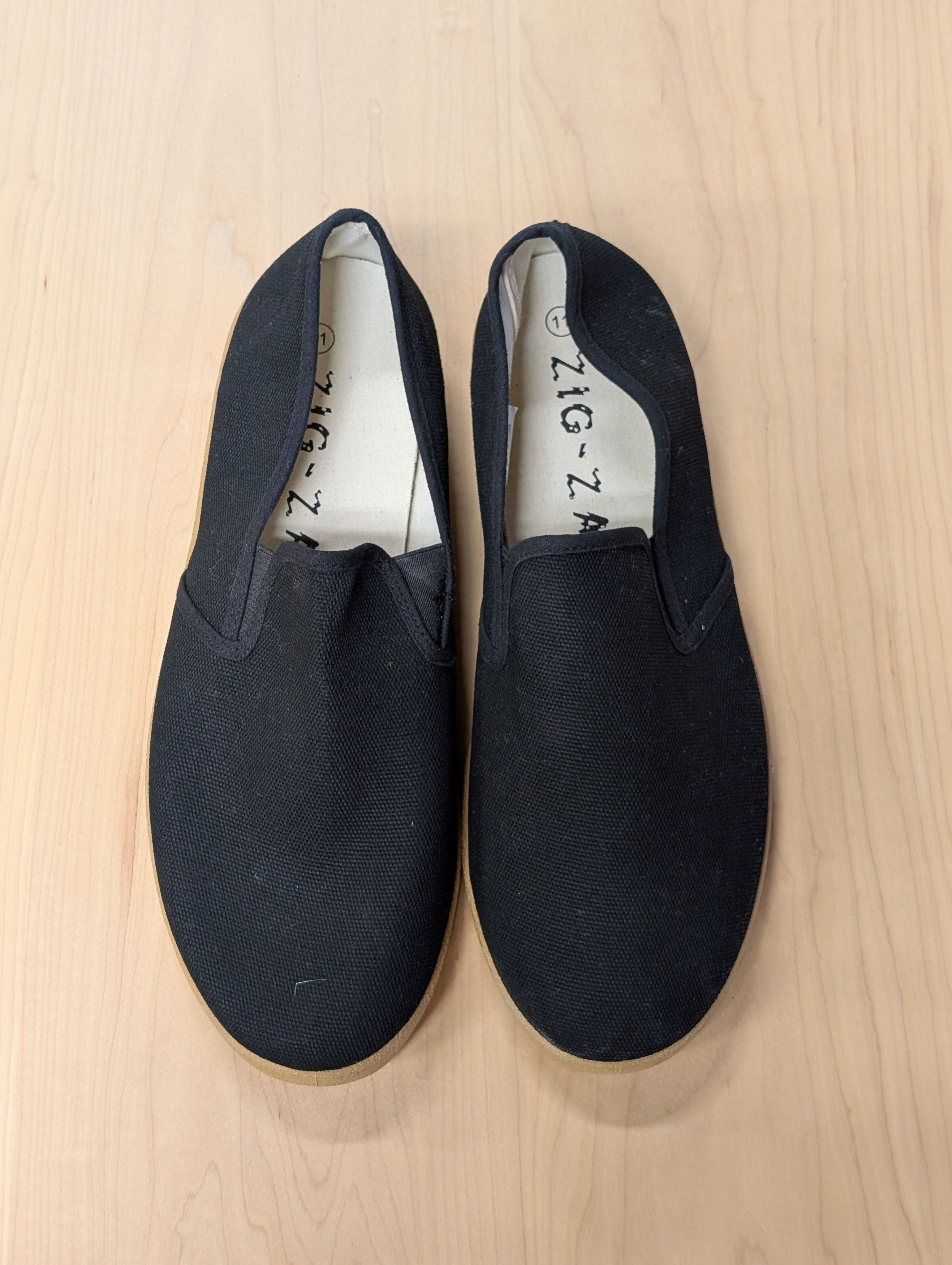 Other Zig Zag Wino Shoes-Black Slip-On Tan Sole -7206BK Size US 11 / EU 44 - 1 Thumbnail