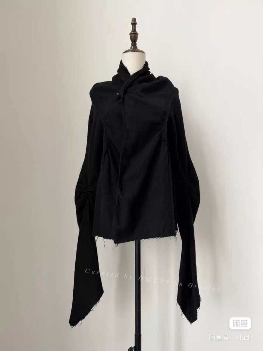 Rei Kawakubo Comme des Garçons 2003 Deformed Wool Top Size US S / EU 44-46 / 1 - 1 Thumbnail