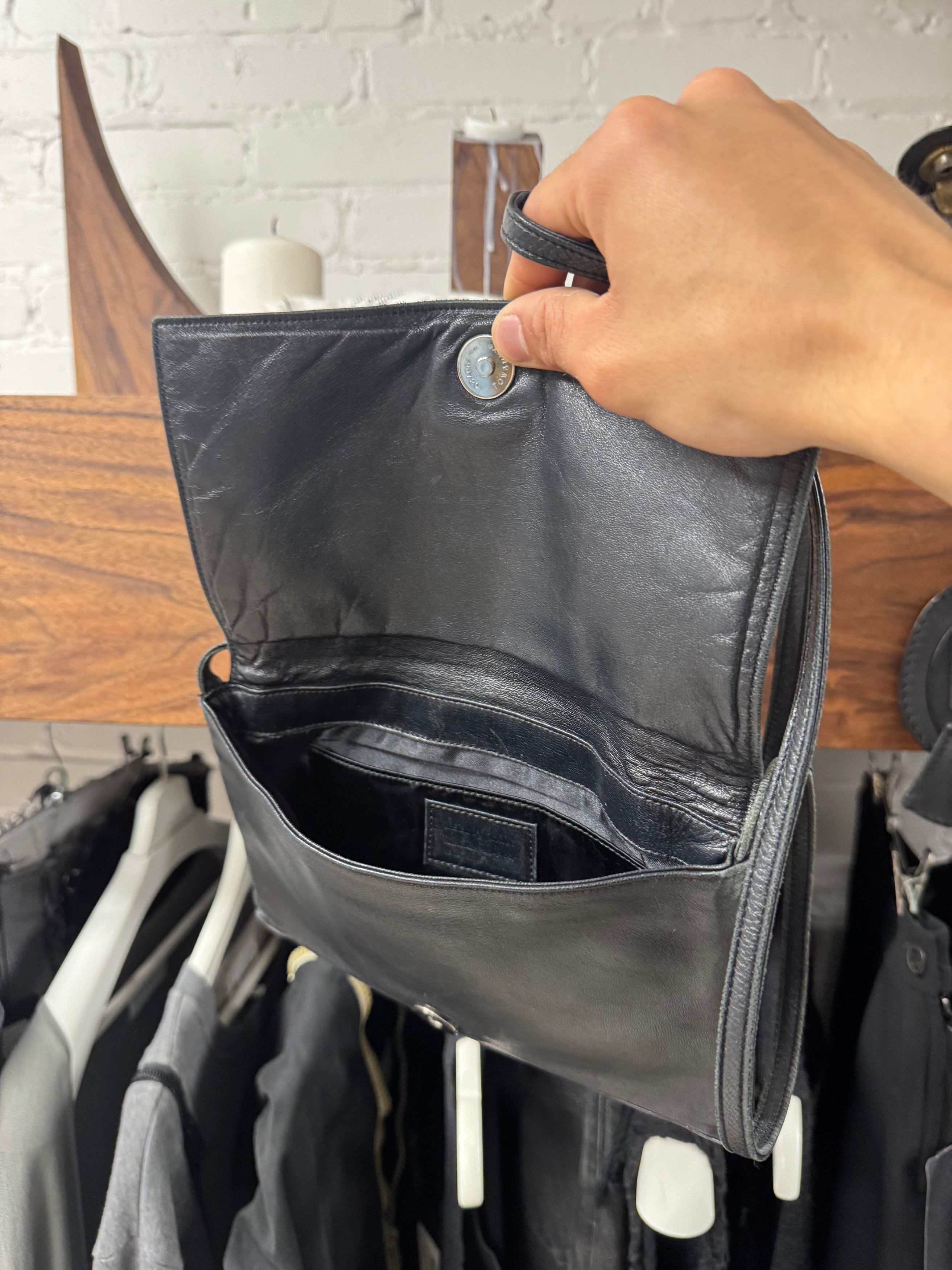Helmut Lang Vintage OG Helmut Lang Lambskin Leather Shoulder Bag Size ONE SIZE - 4 Thumbnail
