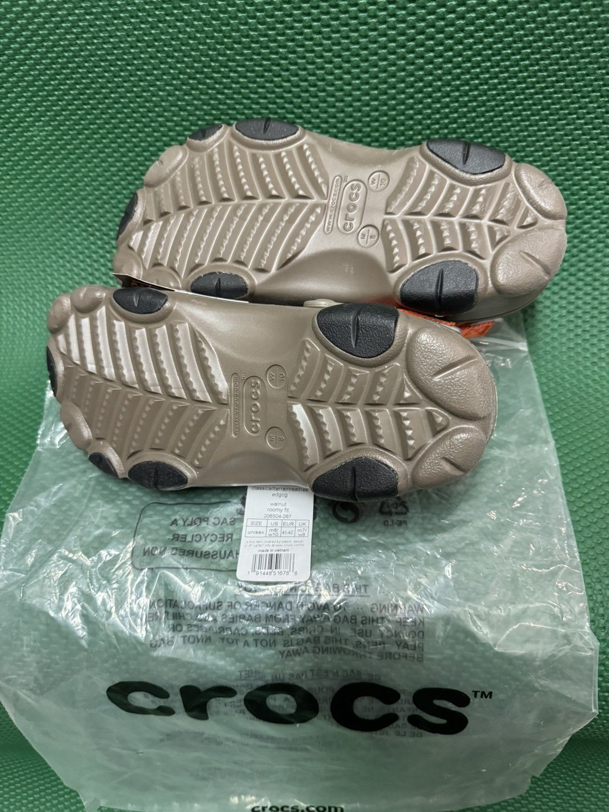 Crocs Crocs Realtree camo, size 8 mens, size 10 womens Size US 8 / EU 41 - 2 Thumbnail