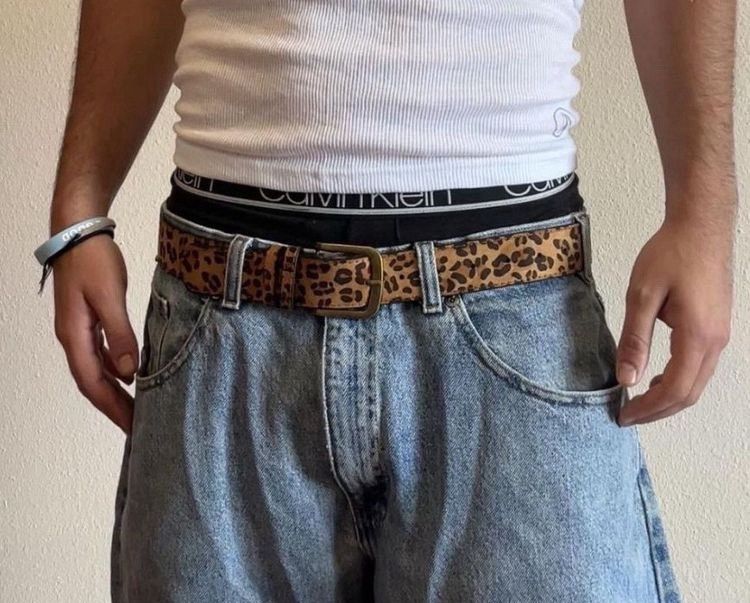 Japanese Brand 2000s leopard cheetah print belt Size 32 - 1 Thumbnail
