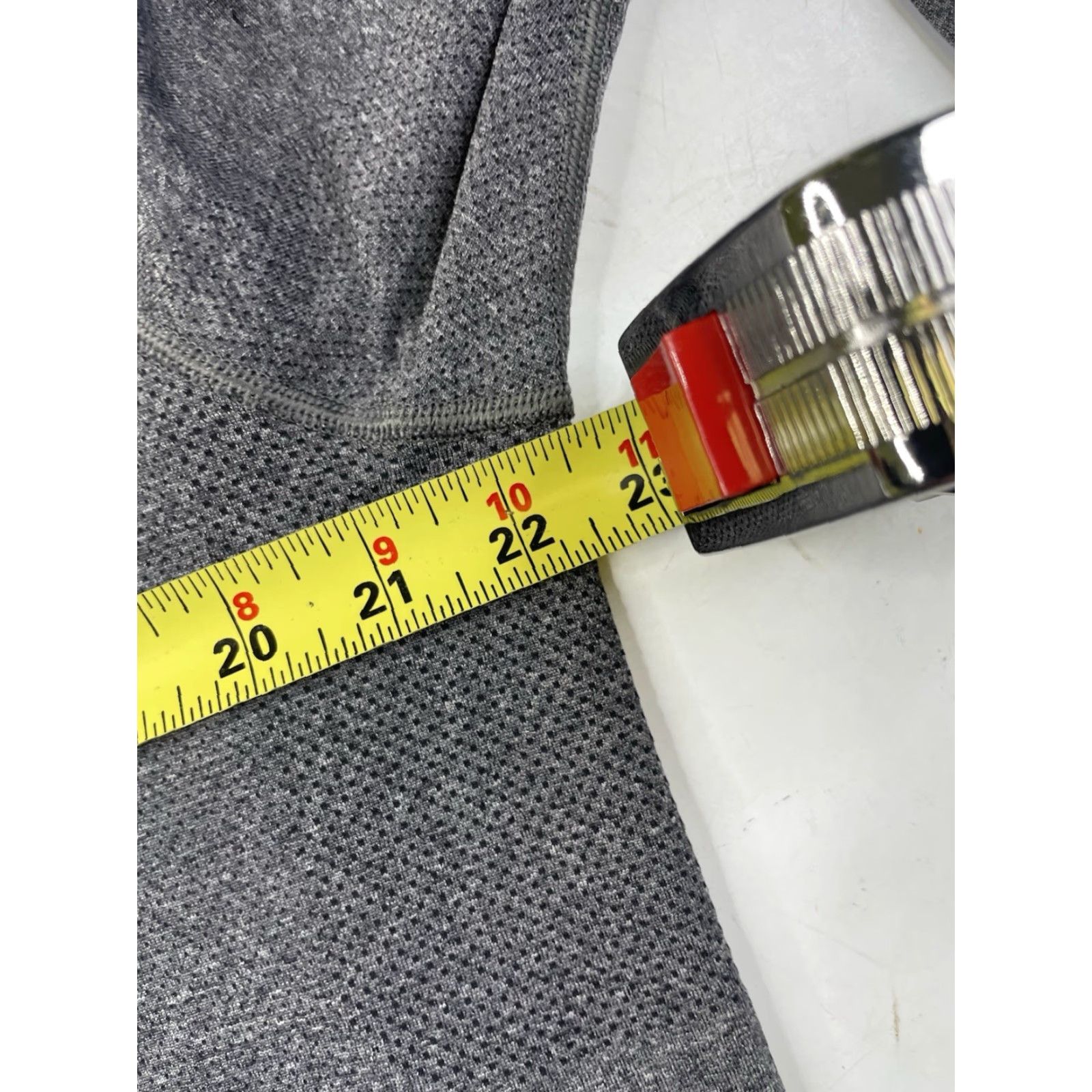 Lululemon Lululemon Metal Vent Tech Shirt Mens XL Gray Long Sleeve Running Yoga Cross Training Athletic T-Shirt Vent Tech Logo Quick Dry Lightweight Stretch Size US XL / EU 56 / 4 - 8 Thumbnail