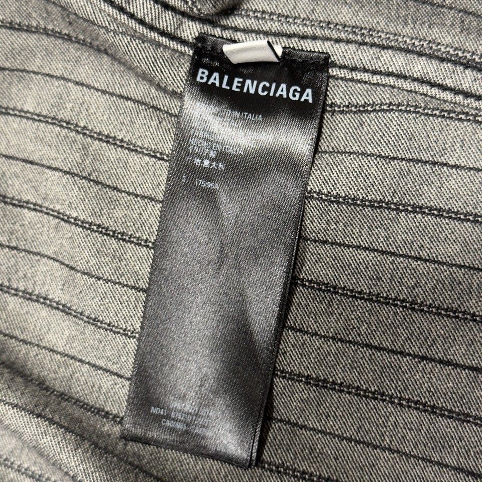 Balenciaga Distressed Striped Denim Shirt Size US M / EU 48-50 / 2 - 3 Thumbnail