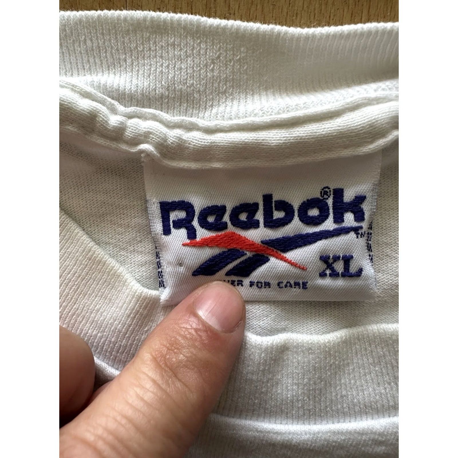 Reebok VINTAGE Reebok Michigan Wolverines Football T-Shirt XL White Crew Neck Short Sleeve Men USA 90s Graphic Print Logo Size US XL / EU 56 / 4 - 5 Thumbnail