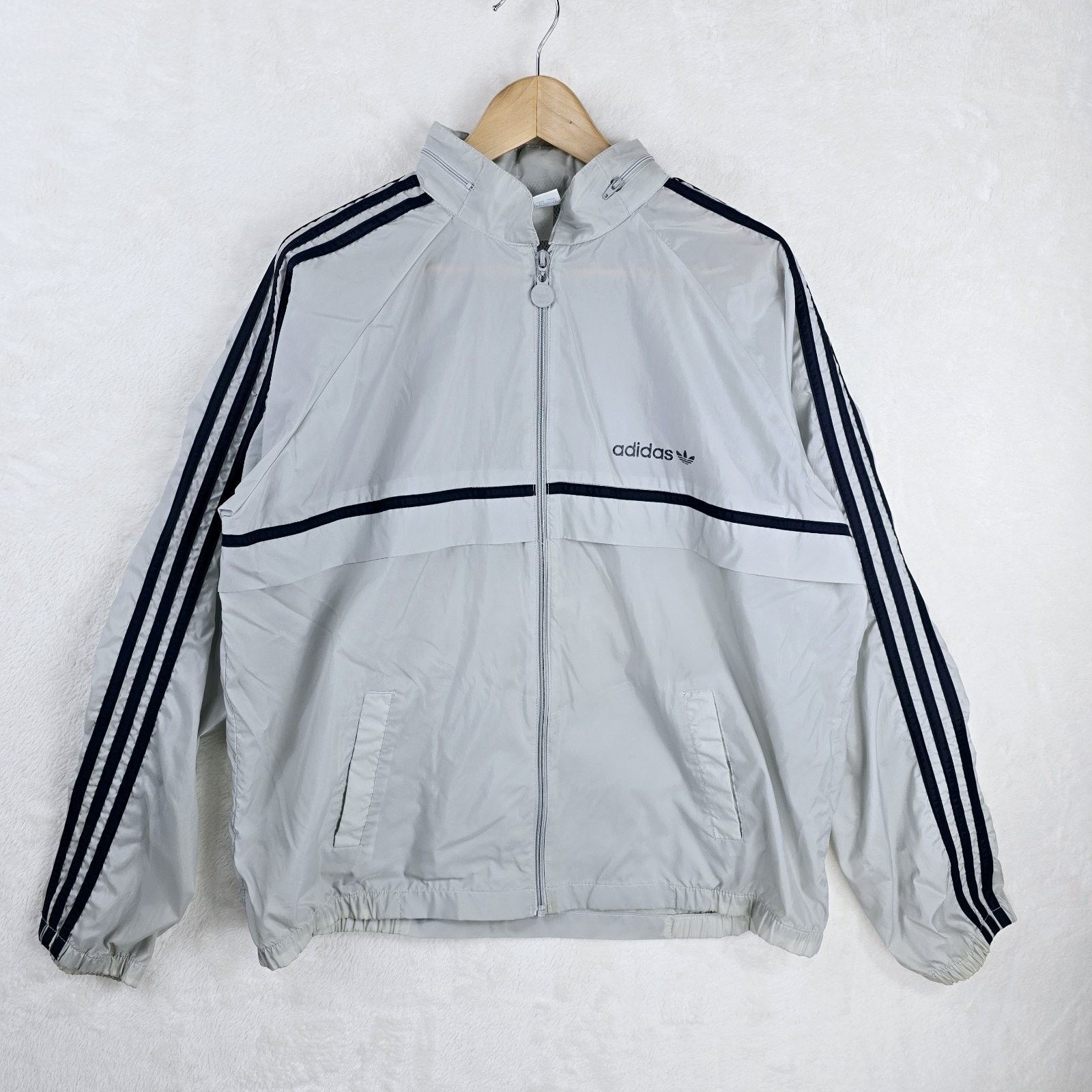 Adidas Vintage 80s Adidas Full Zip Windbreaker Mens Jacket Large Size US L / EU 52-54 / 3 - 2 Thumbnail