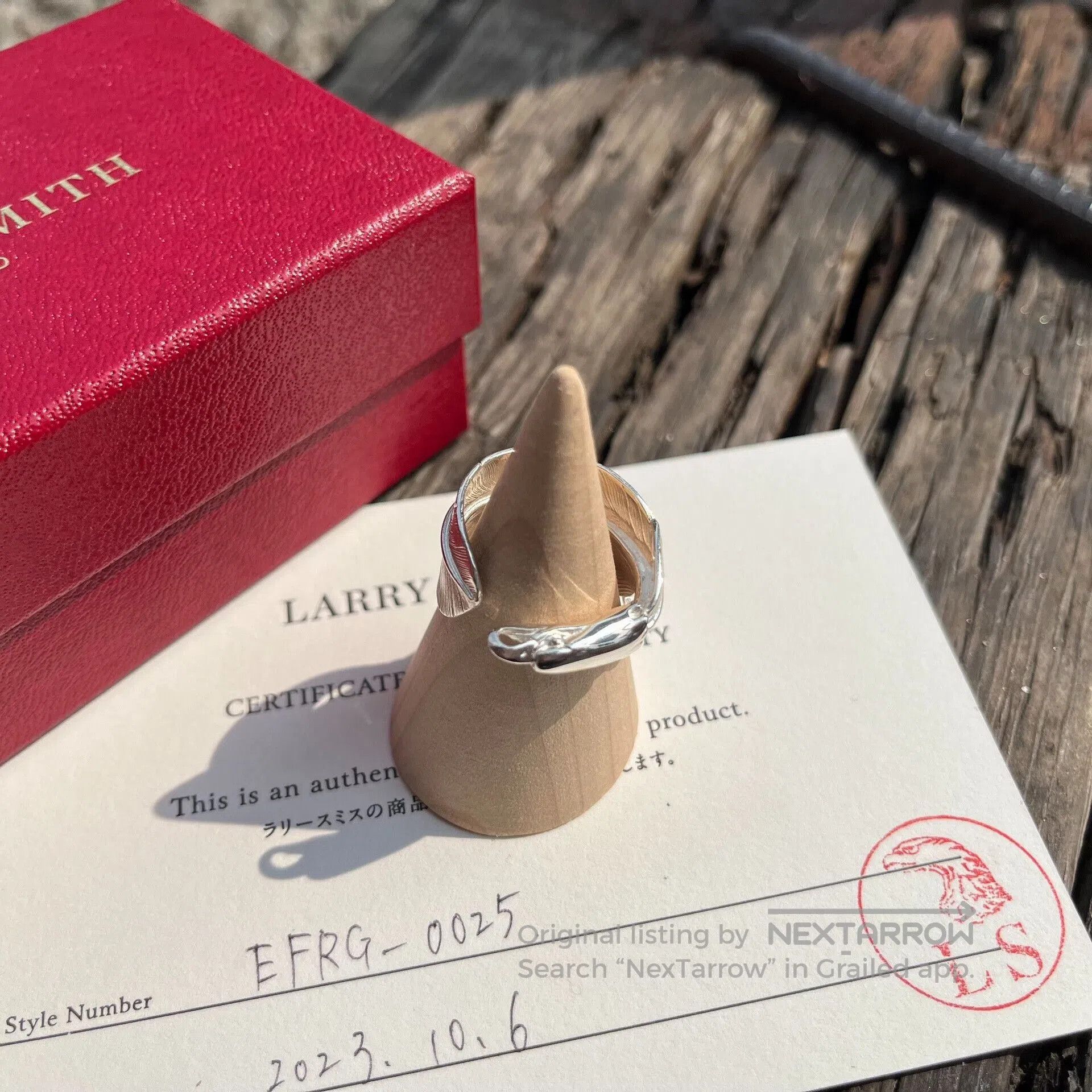 Larry Smith larry smith eagle feather ring with box. Size ONE SIZE - 6 Thumbnail