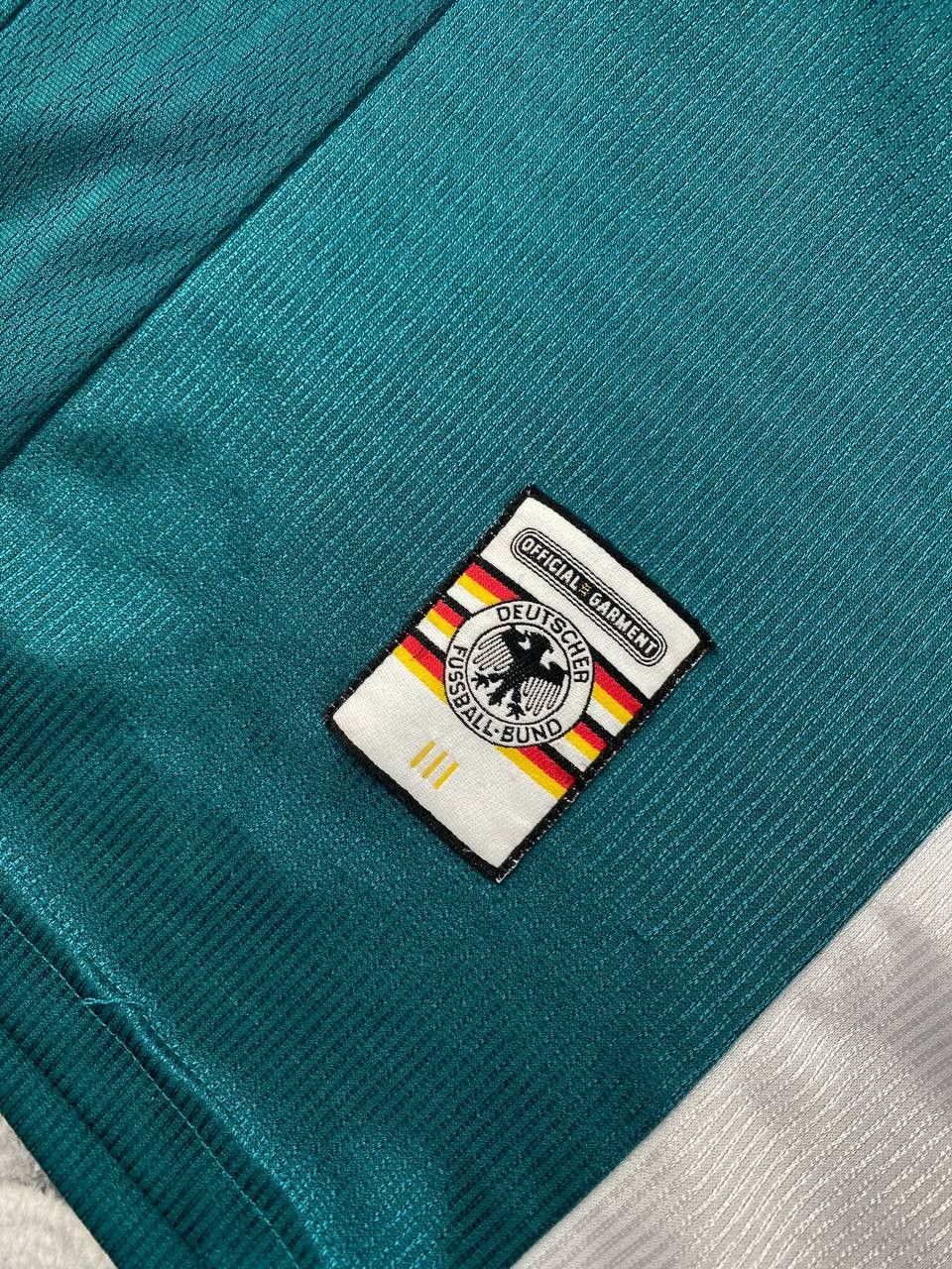 Adidas Adidas Germany 1998 2000 Away Football Shirt Soccer Jersey Size US L / EU 52-54 / 3 - 6 Thumbnail