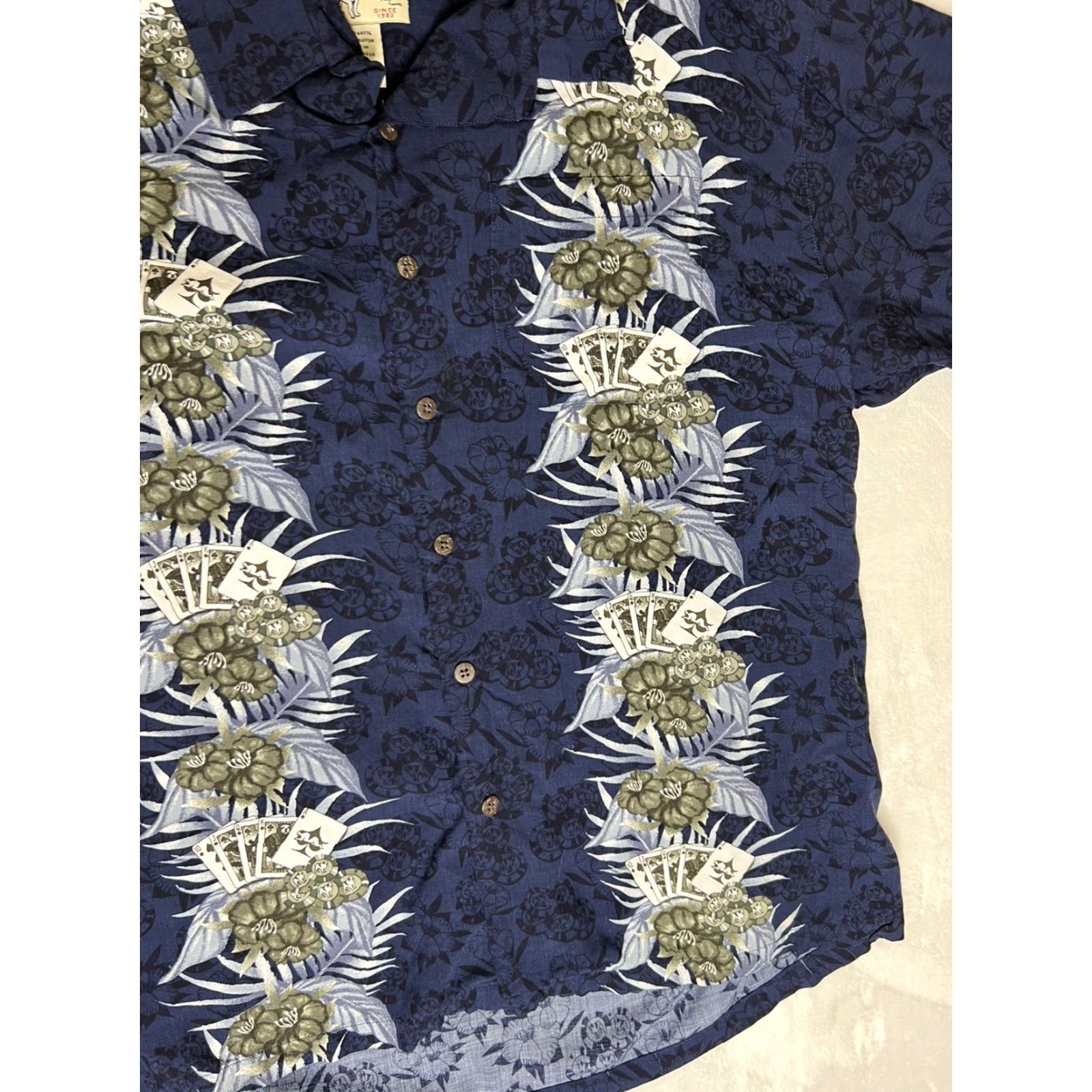 Big Dogs VINTAGE Big Dogs Hawaiian Button-Up Shirt L Blue Floral Short Sleeve Men Button-Down Collared Regular Size US L / EU 52-54 / 3 - 3 Thumbnail