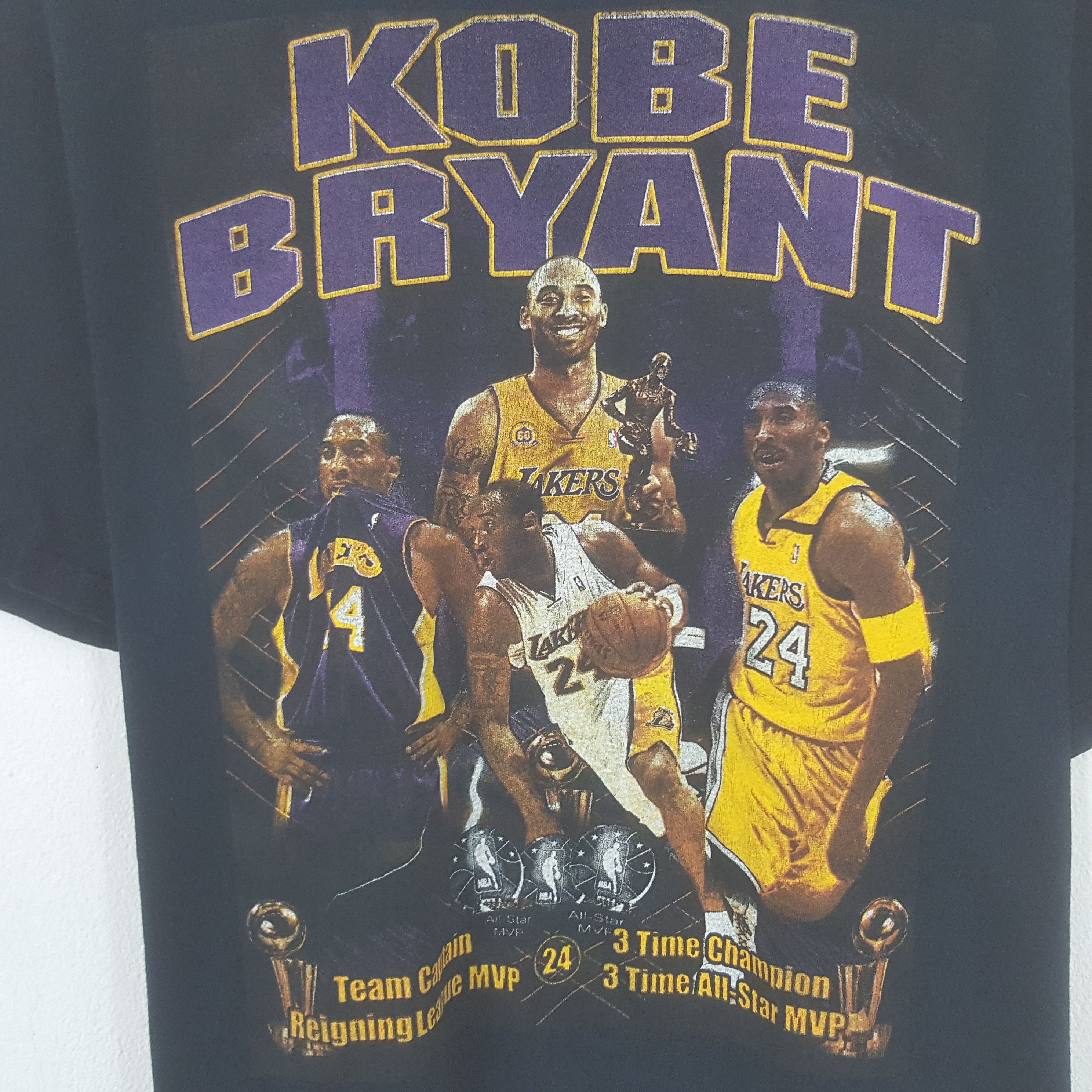 NBA × Vintage Vintage Lakers Kobe Bryant Tshirt Size US XL / EU 56 / 4 - 2 Thumbnail