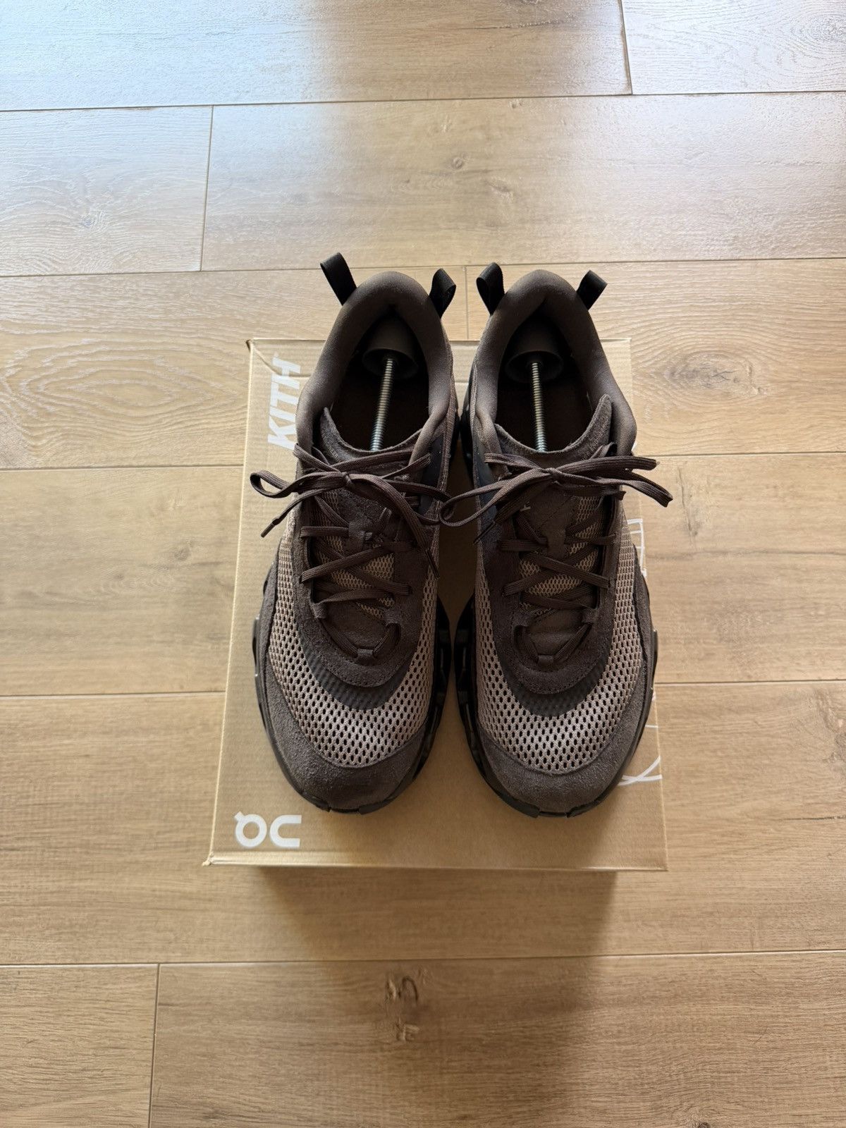 Kith × On Kith x On Running Size US 11 / EU 44 - 2 Thumbnail