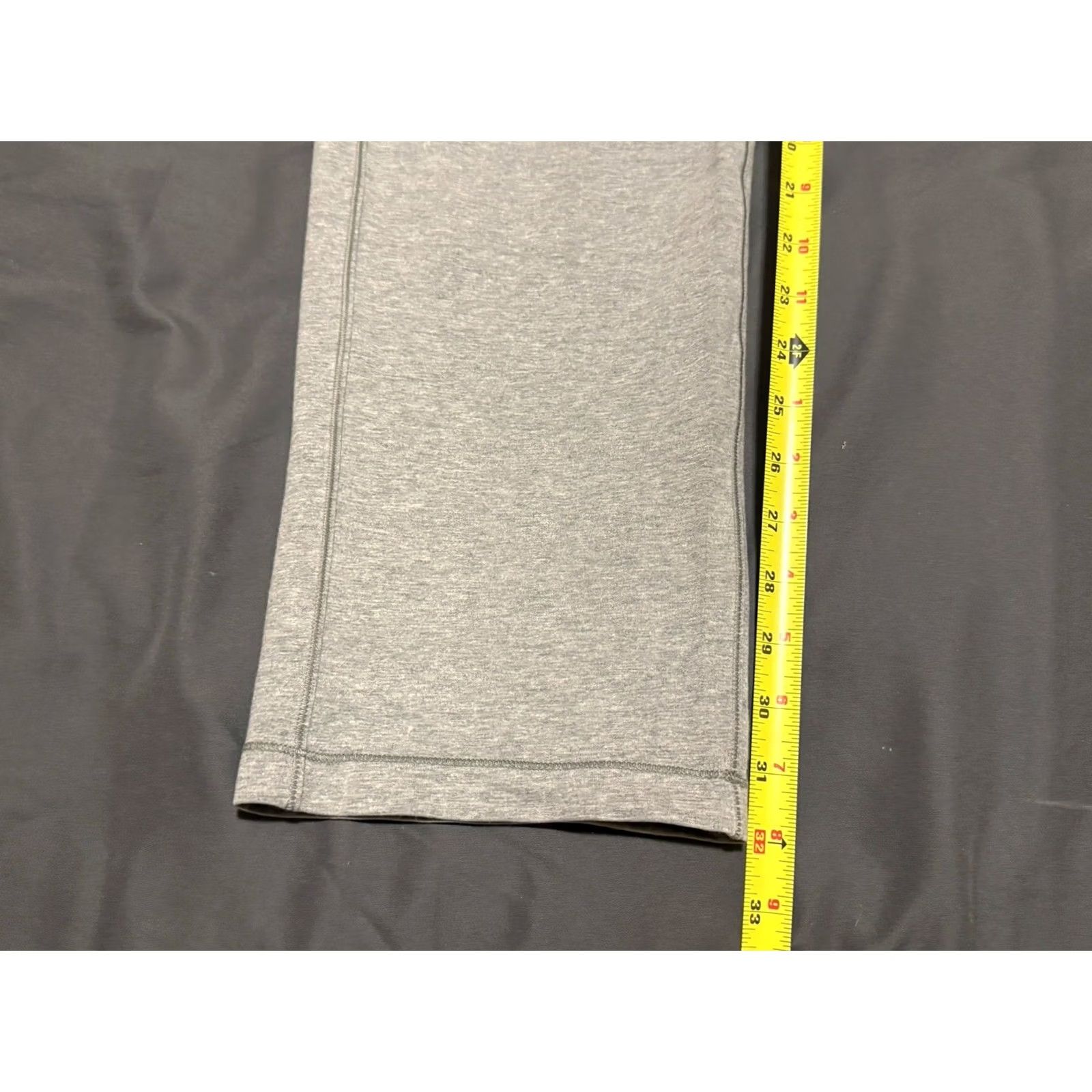 Lululemon Lululemon Cross Cut Athletic Sweatpants XL Gray Tapered Jogger Men Pocket Elastic Waist Breathable Comfort Cotton Spandex Size US 36 / EU 52 - 3 Thumbnail