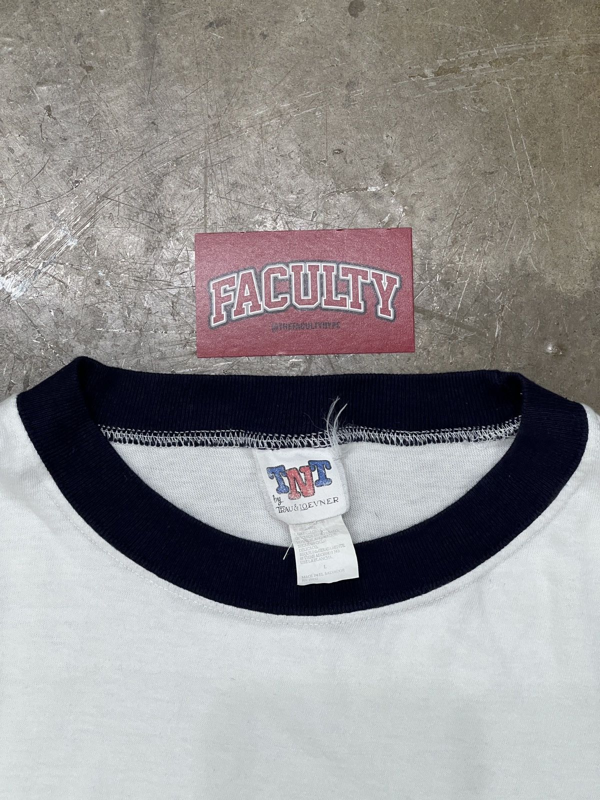 NCAA × Vintage Vintage Notre Dame Fighting Irish Piping Tee Sz. Large Size US L / EU 52-54 / 3 - 3 Thumbnail