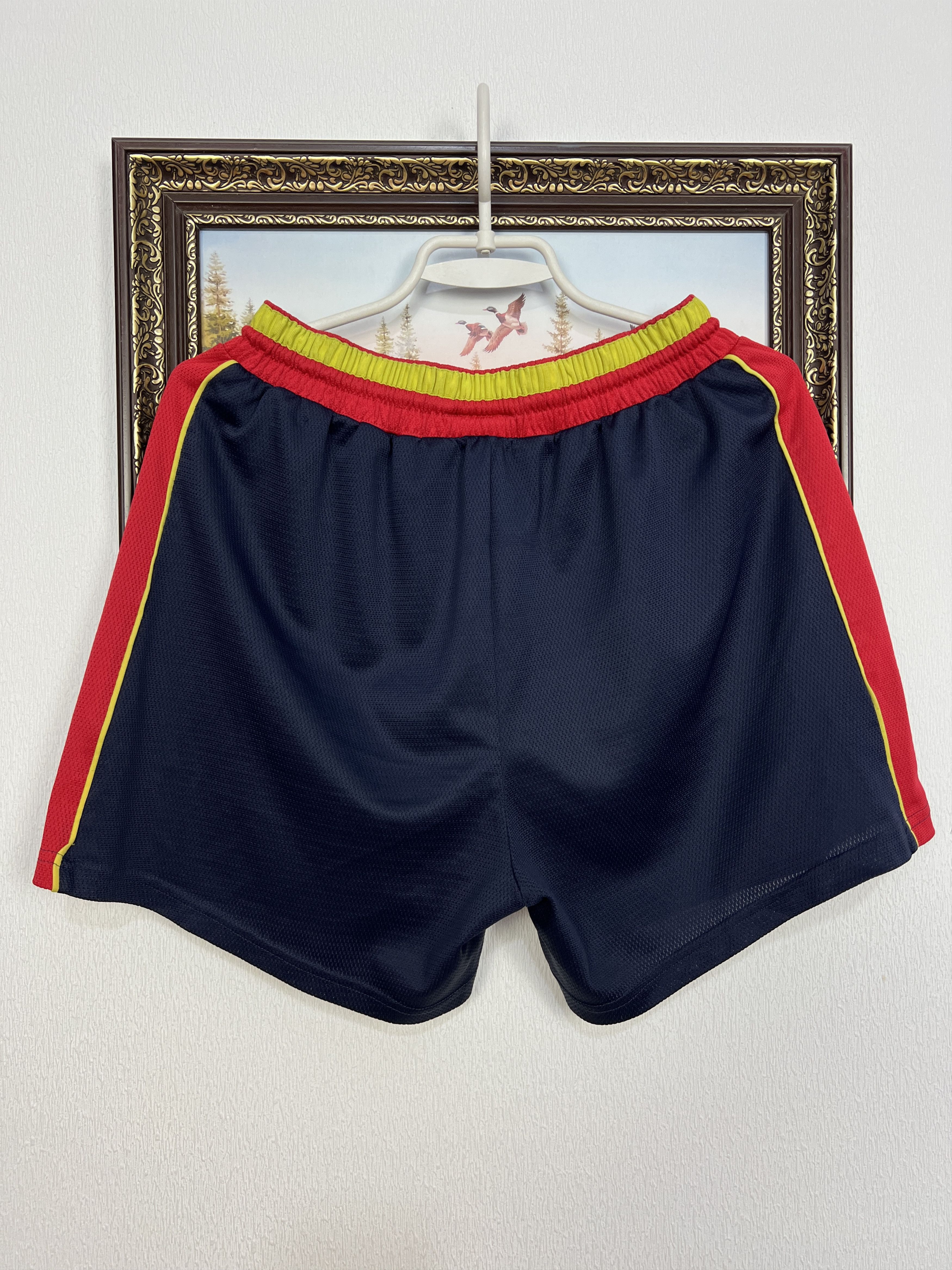 Reebok Vintage 90's Liverpool Football Shorts Soccer Rare Hype Size US 32 / EU 48 - 9 Thumbnail