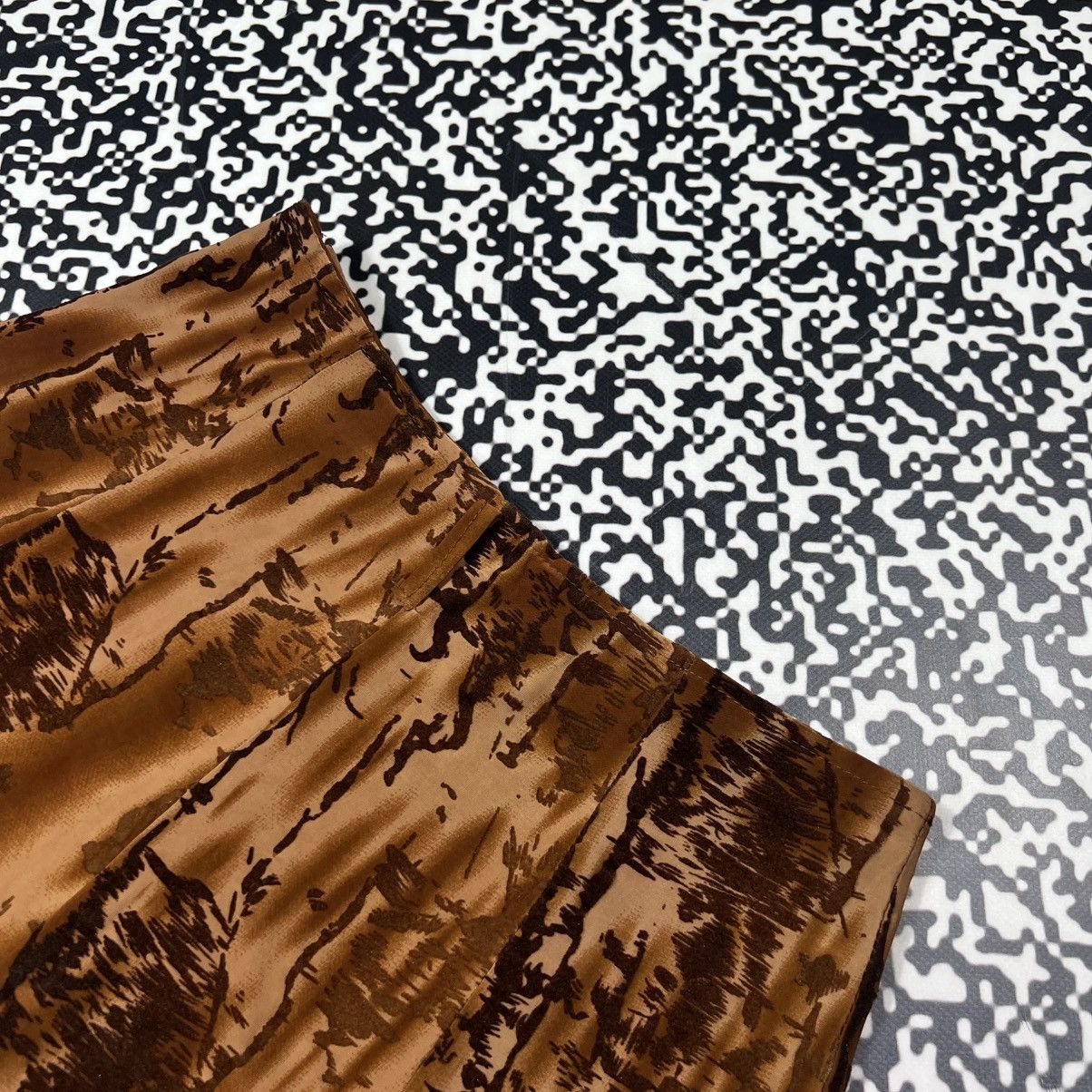 Japanese Brand Vintage Y2K Japanese Flared Mini Skirt Retro 90s Style Size 27" / US 4 / IT 40 - 12 Thumbnail