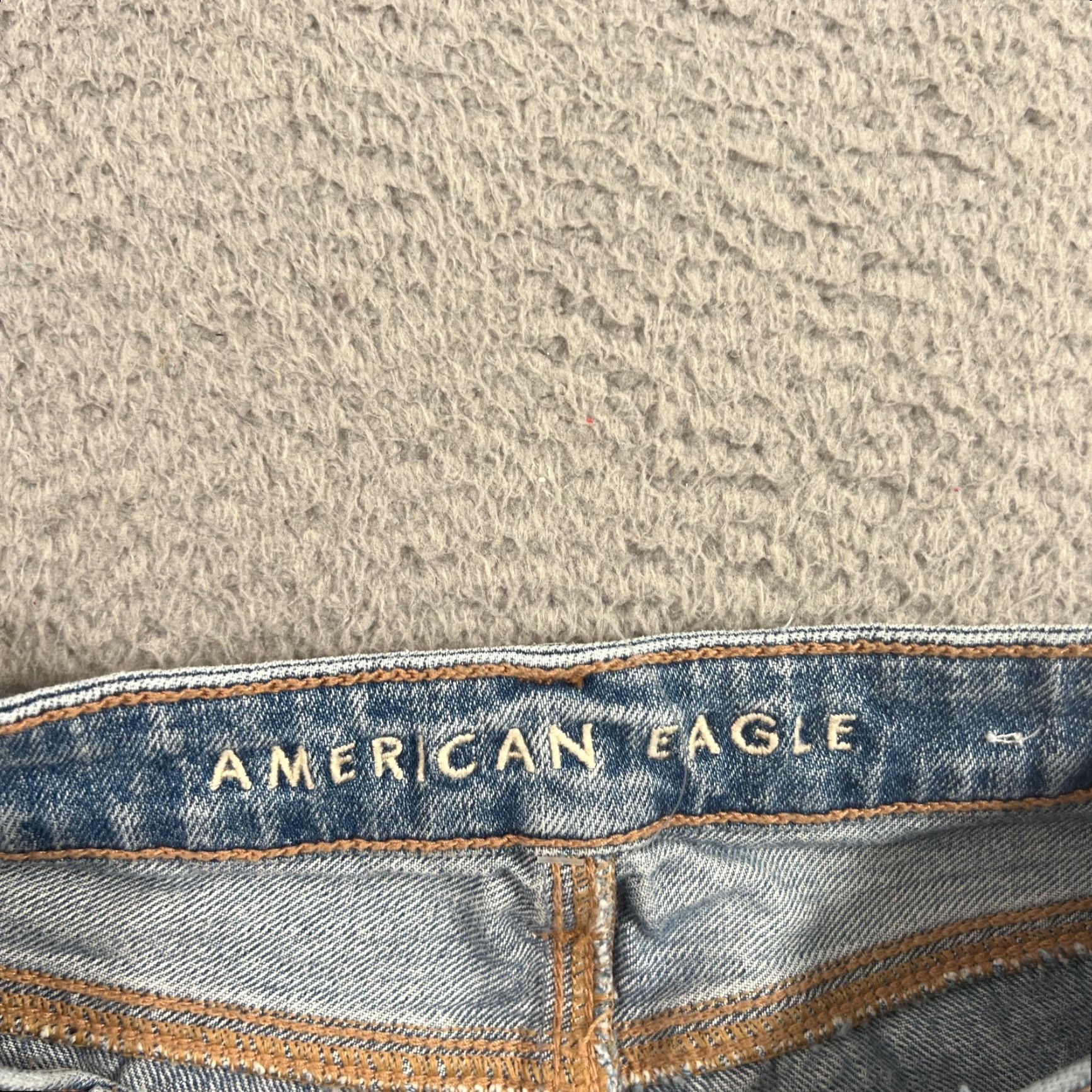 American Eagle Outfitters VINTAGE American Eagle Outfitters Mom Shorts Women 2 Blue Denim Distressed Casual Size 26" / US 2 / IT 38 - 6 Thumbnail