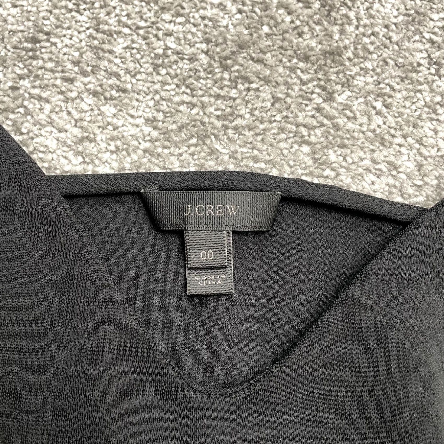 J.Crew J.Crew Camisole Tank Top 00 Black V-Neck Spaghetti Adjustable Strap Casual Women Size XXS / US 00 / IT 34 - 4 Thumbnail