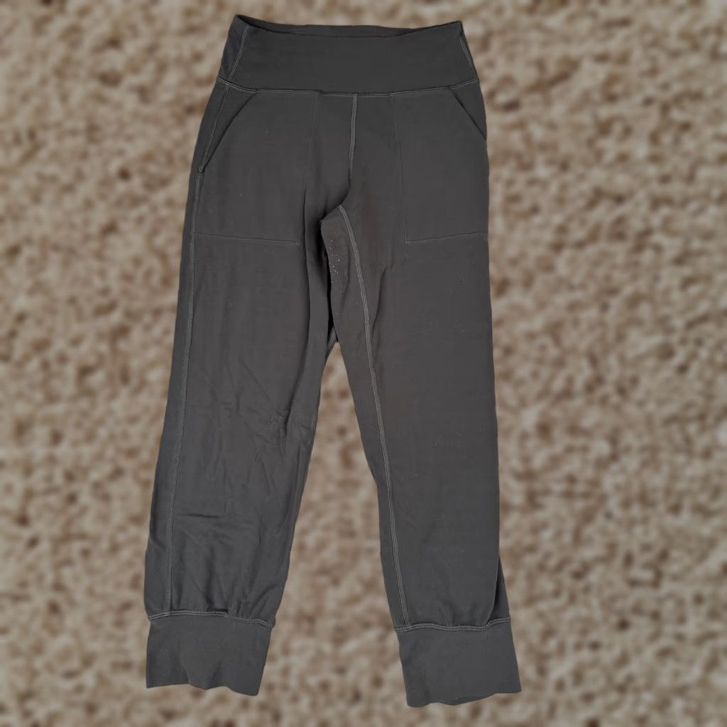 VINTAGE Lululemon Pants Women 4 Gray Align Jogger Crop 23
