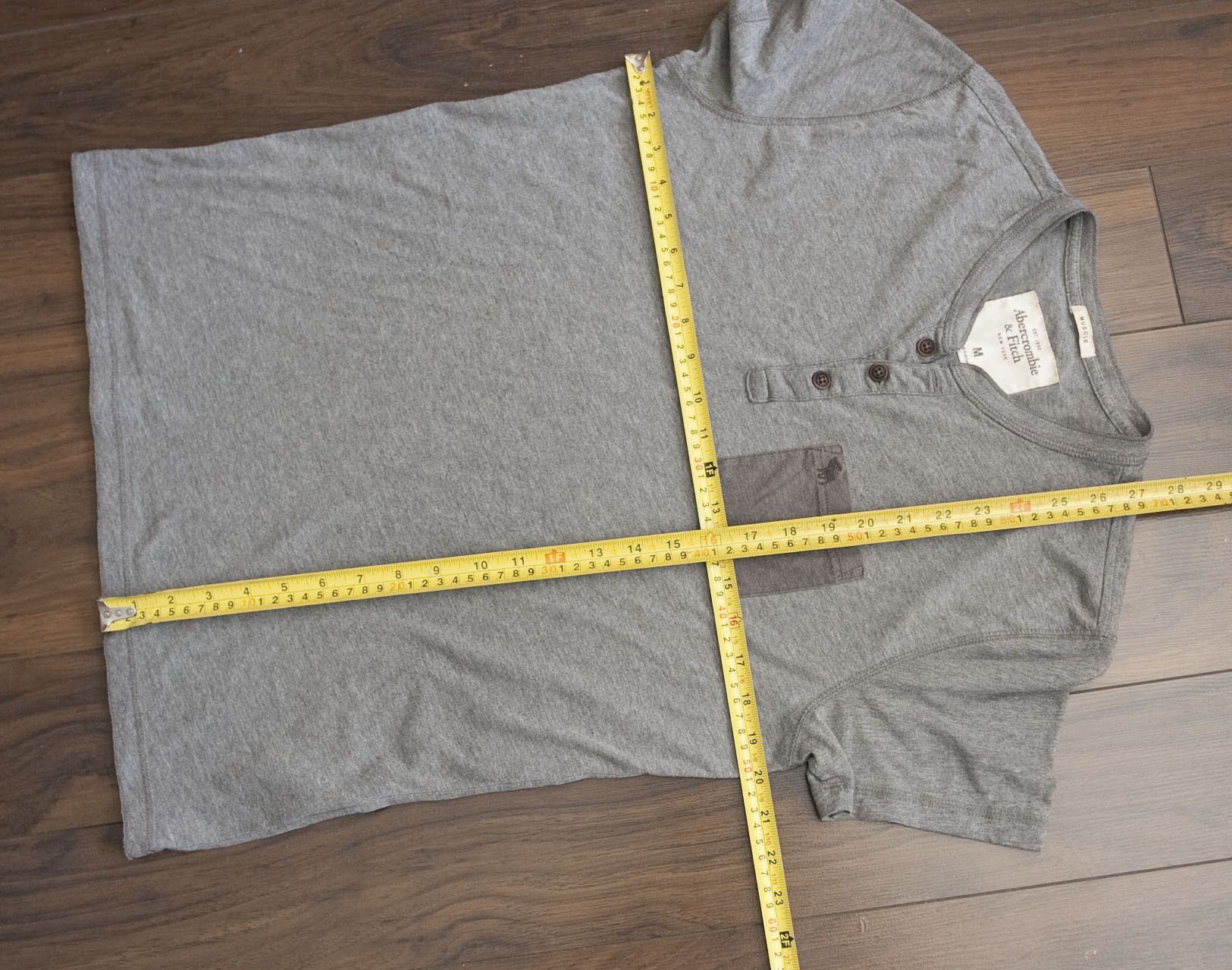 Abercrombie & Fitch Abercrombie & Fitch T Shirt M Pocket Gray Size US M / EU 48-50 / 2 - 5 Thumbnail