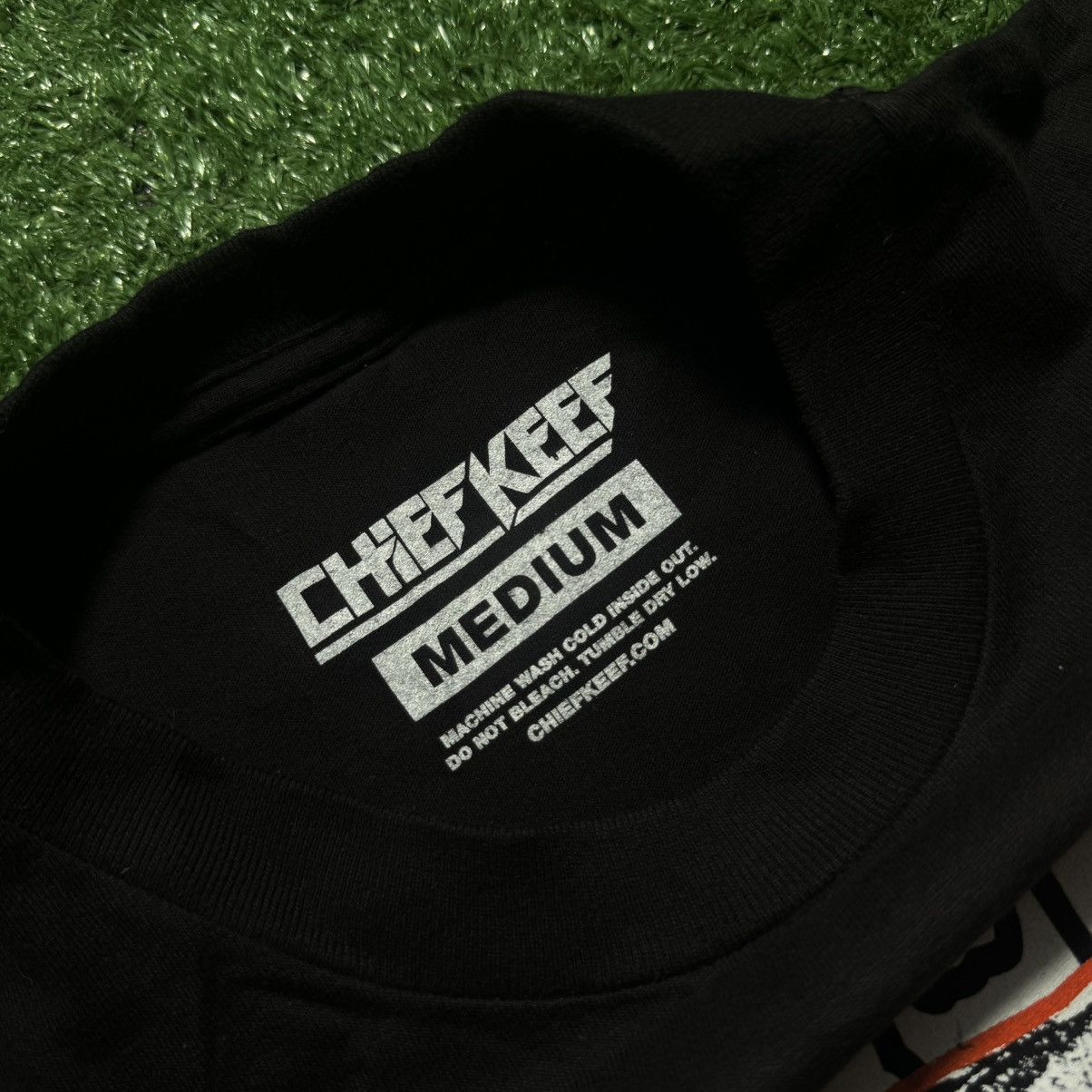 Glo Gang CHIEF KEEF “ A LIL TOUR “ BANDED UP OFFICIAL MERCH Size US M / EU 48-50 / 2 - 4 Thumbnail