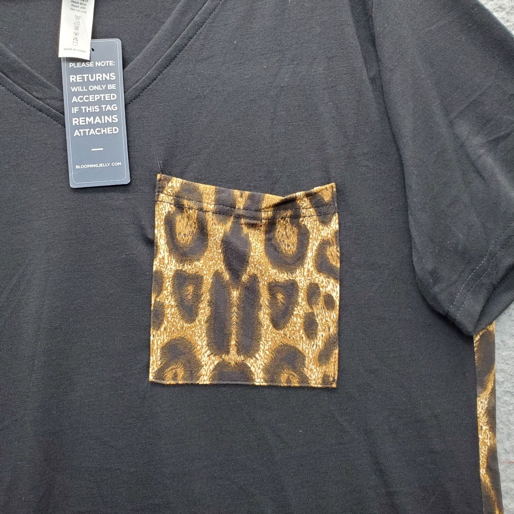 Vintage Blooming Jelly Womens XL Multi Leopard Print Short Sleeve V-Neck Shirt Top Blouse Size XL / US 12-14 / IT 48-50 - 6 Thumbnail