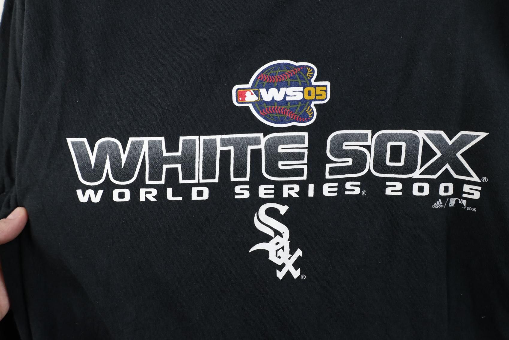 Adidas Vintage Y2K Adidas 2005 World Series Chicago Sox T-Shirt Size US M / EU 48-50 / 2 - 7 Thumbnail