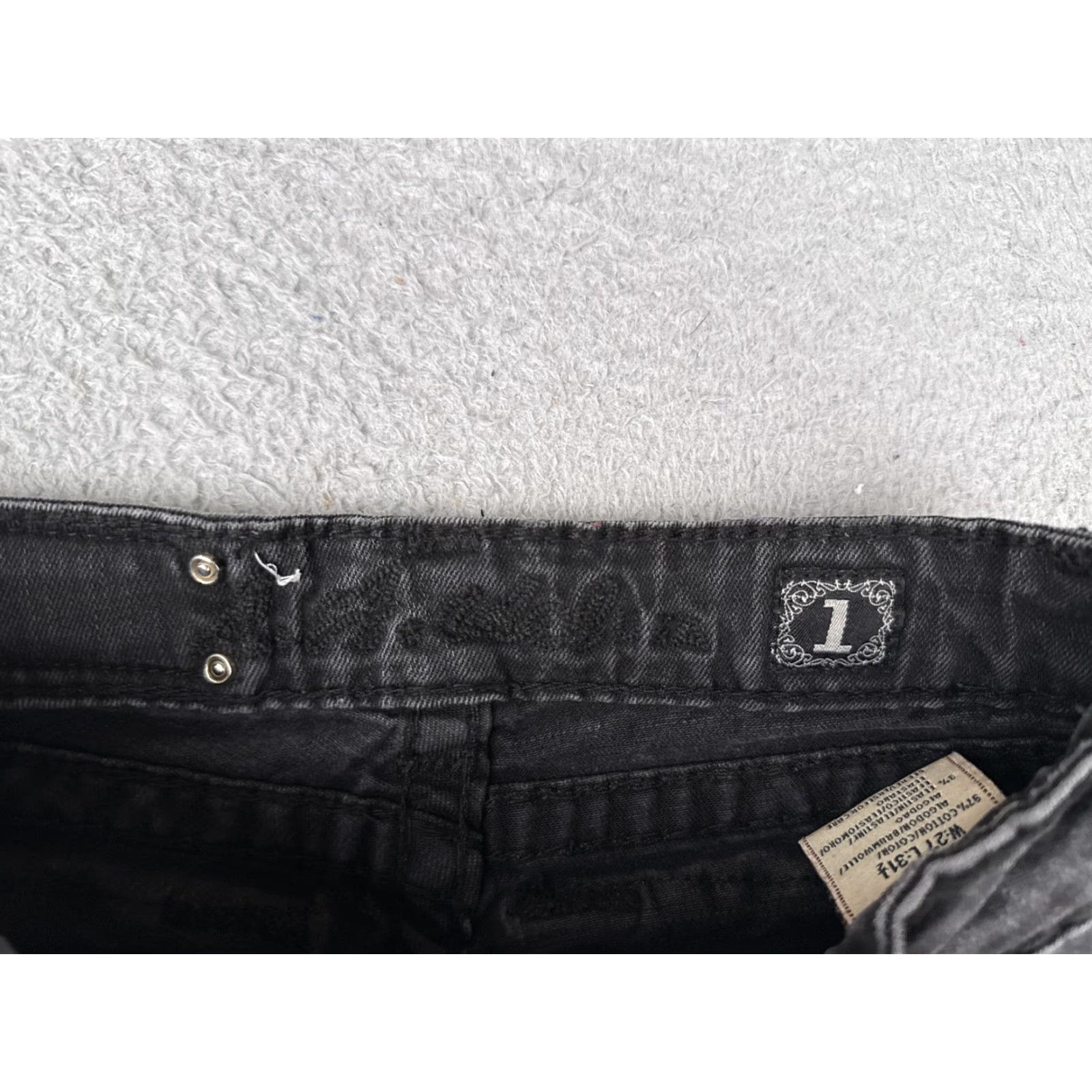 Denime LA Idol Jeans Shorts Juniors 1 Black Denim Cut-Off Frayed Hem Rhinestone 24x4.5 Size 25" / US 0 / IT 36 - 7 Thumbnail