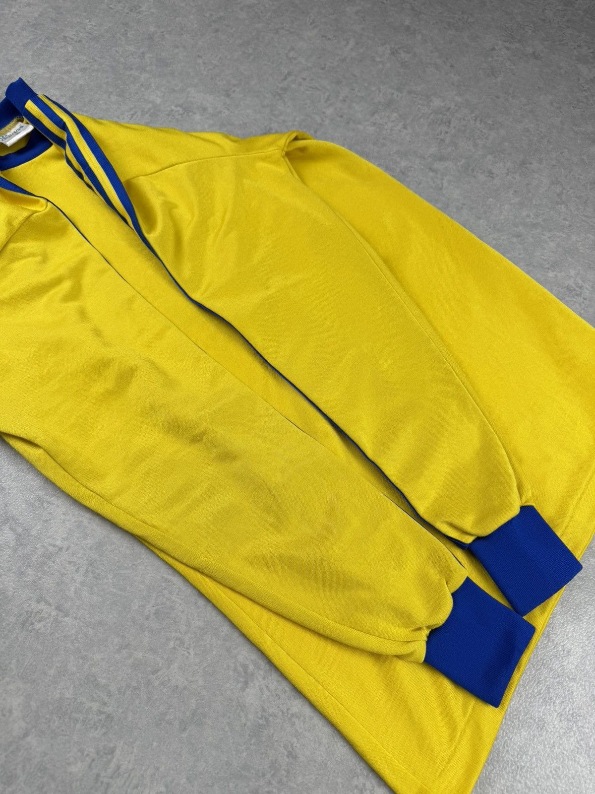 Adidas Adidas Vintage 1970s Soccer Jersey Made in West Germany Size US L / EU 52-54 / 3 - 11 Thumbnail