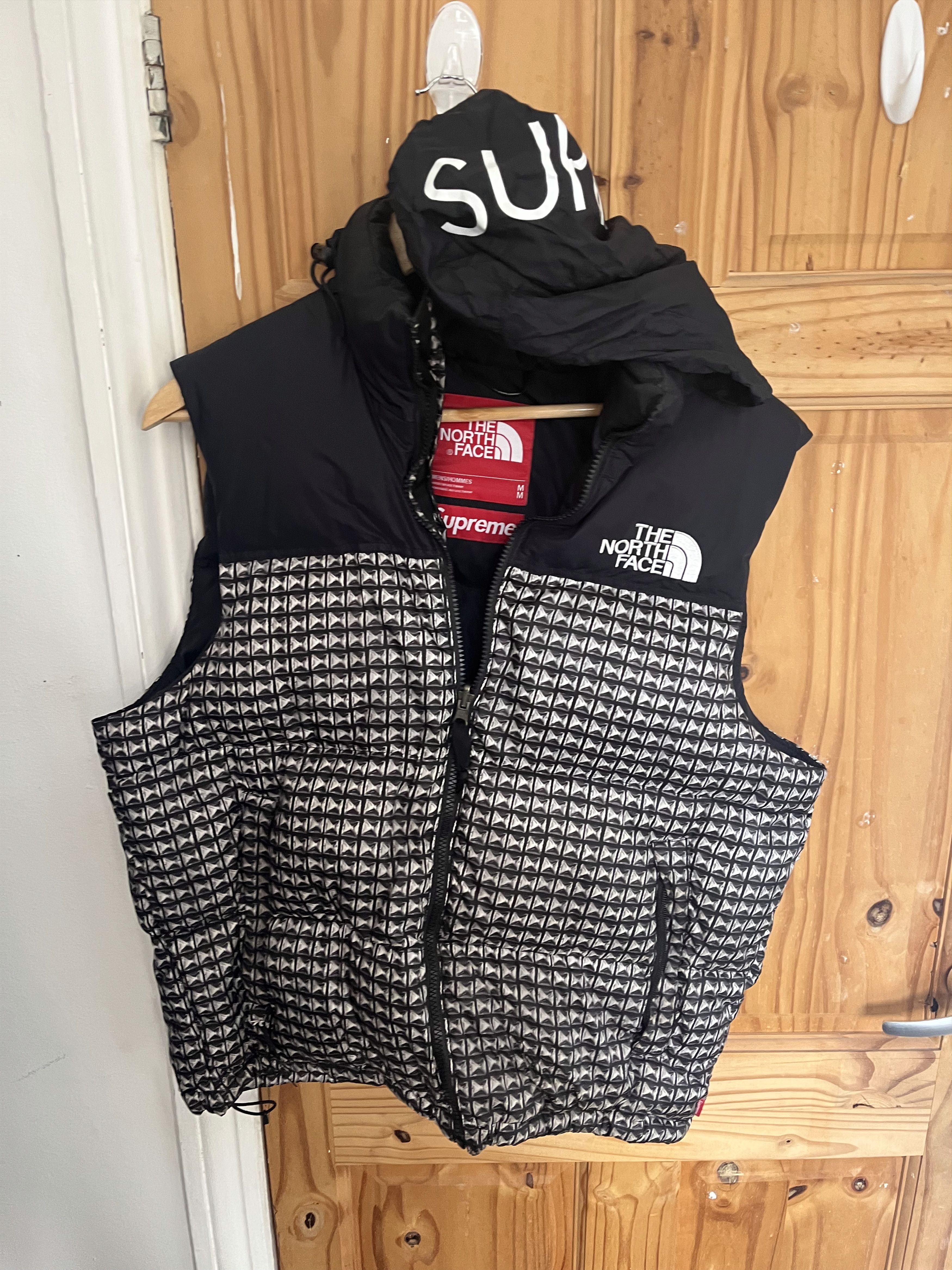 Supreme × The North Face SUPREME x TNF STUDDED NUPTSE JACKET ROYAL