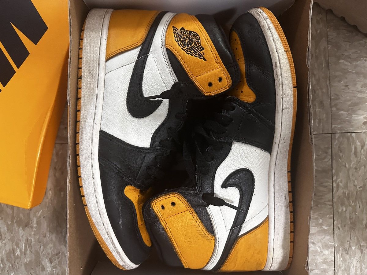 Nike Air Jordan 1 Retro High OG 'Yellow Toe' Size US 11 / EU 44 - 4 Thumbnail