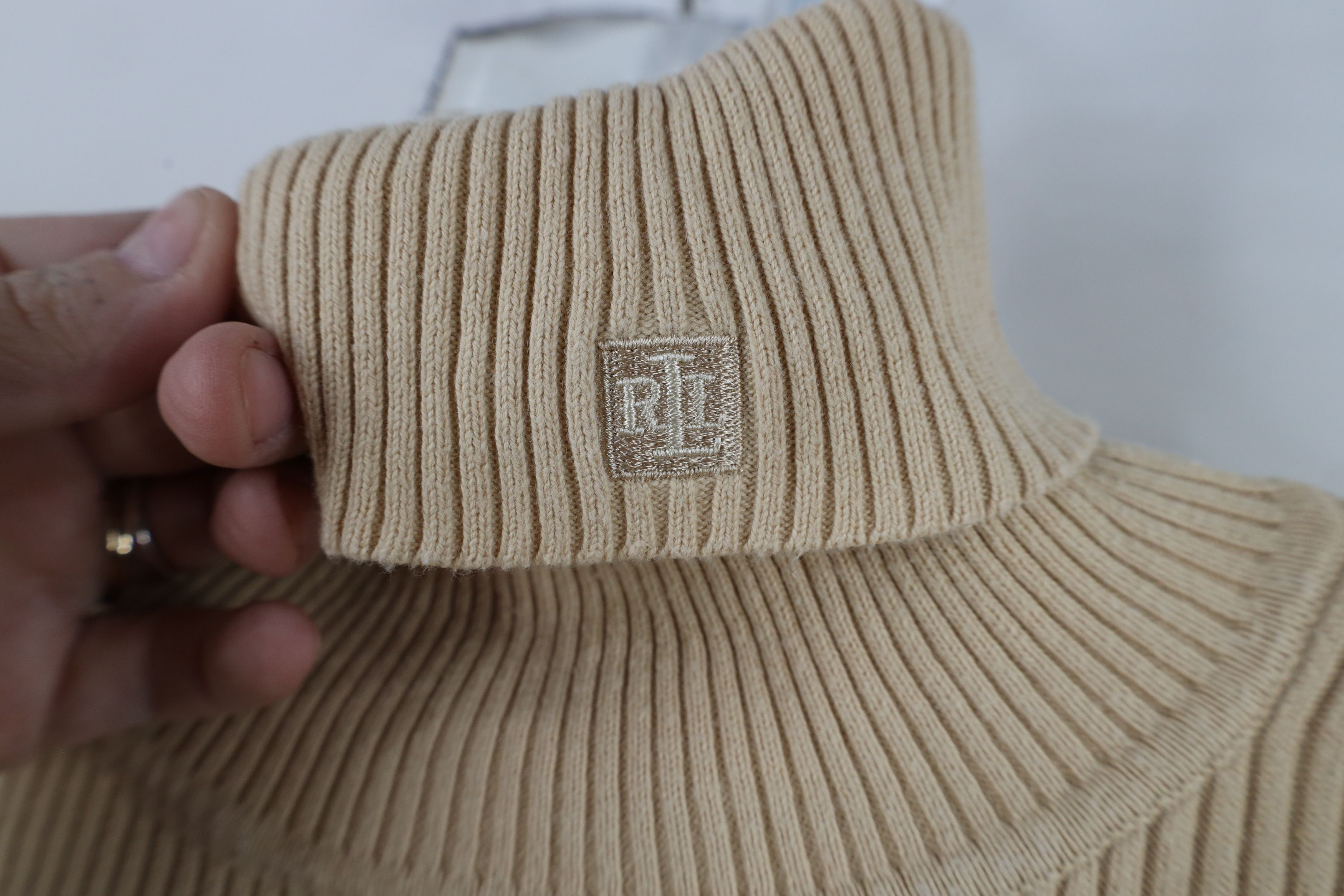 Ralph Lauren × Vintage Vintage 90s Ralph Lauren Ribbed Turtleneck Sweater Beige Size L / US 10 / IT 46 - 4 Thumbnail