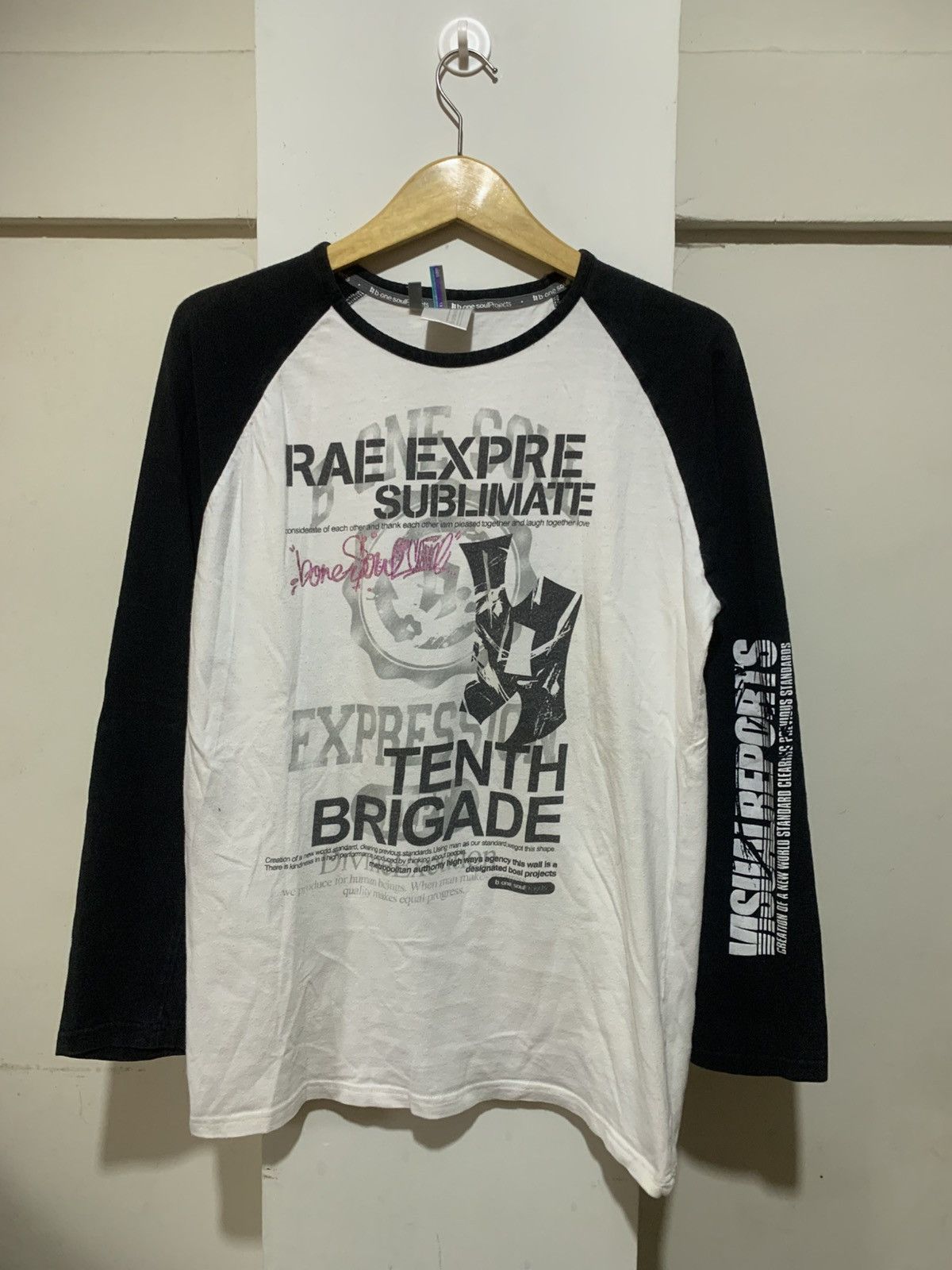 Supreme Supreme skunk tee cardinal SS26 sz XL NEW IN HAND | Grailed
