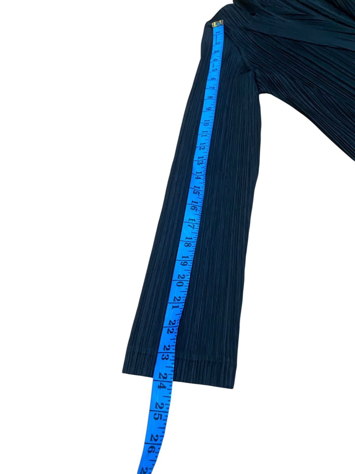 Pleats Please Issey Miyake Vintage pleats please issey miyake black blazer Size US M / EU 48-50 / 2 - 11 Thumbnail